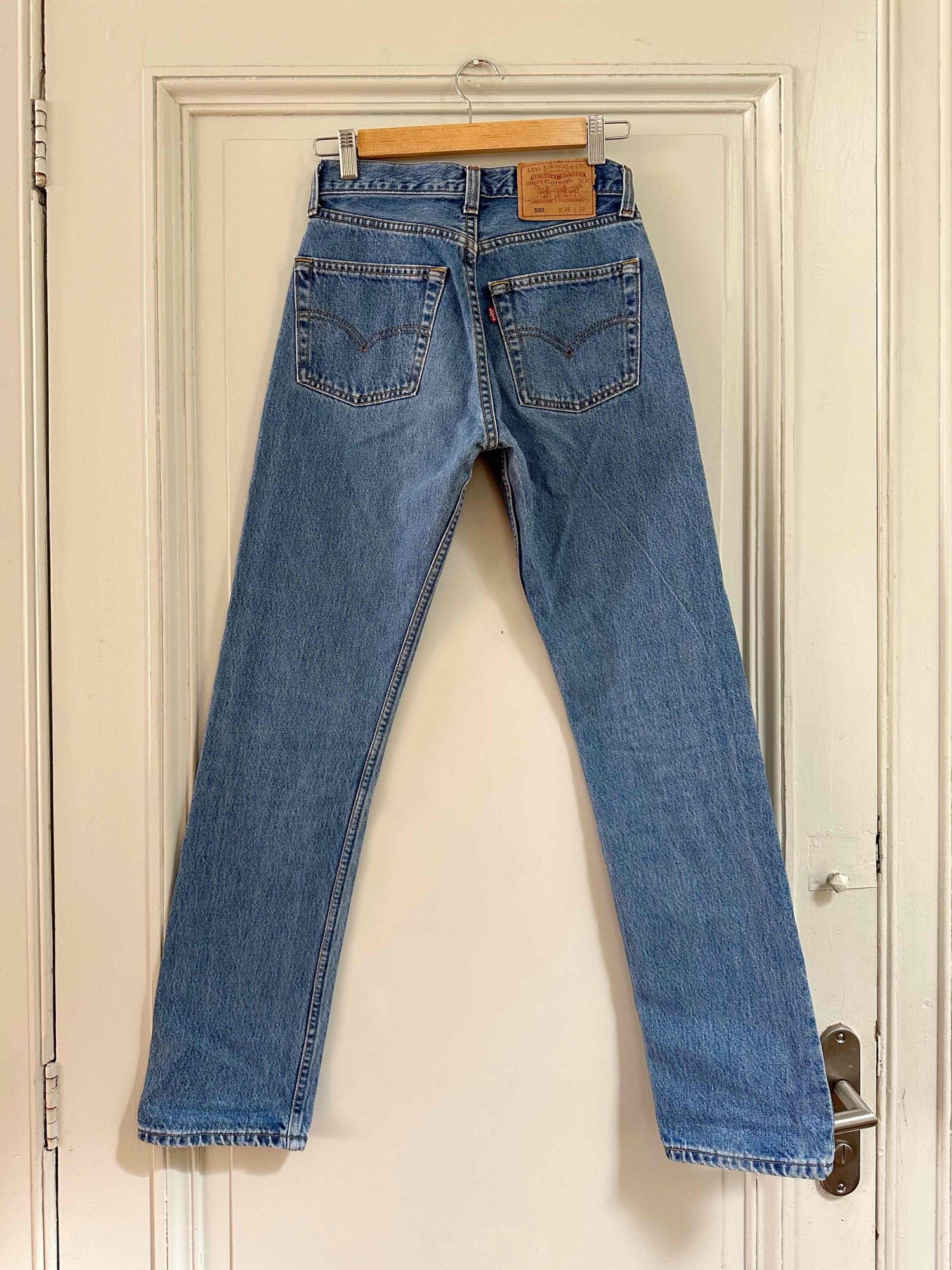 Jean Levi's 501 W26 L32