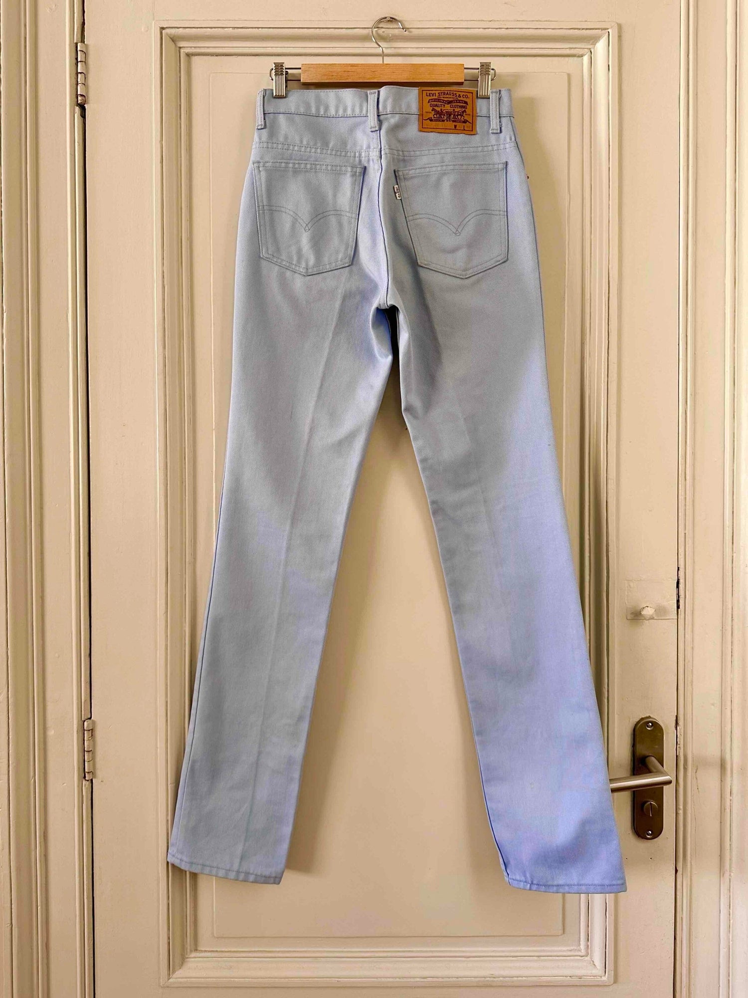 Jean Levi's 631 W31 L36