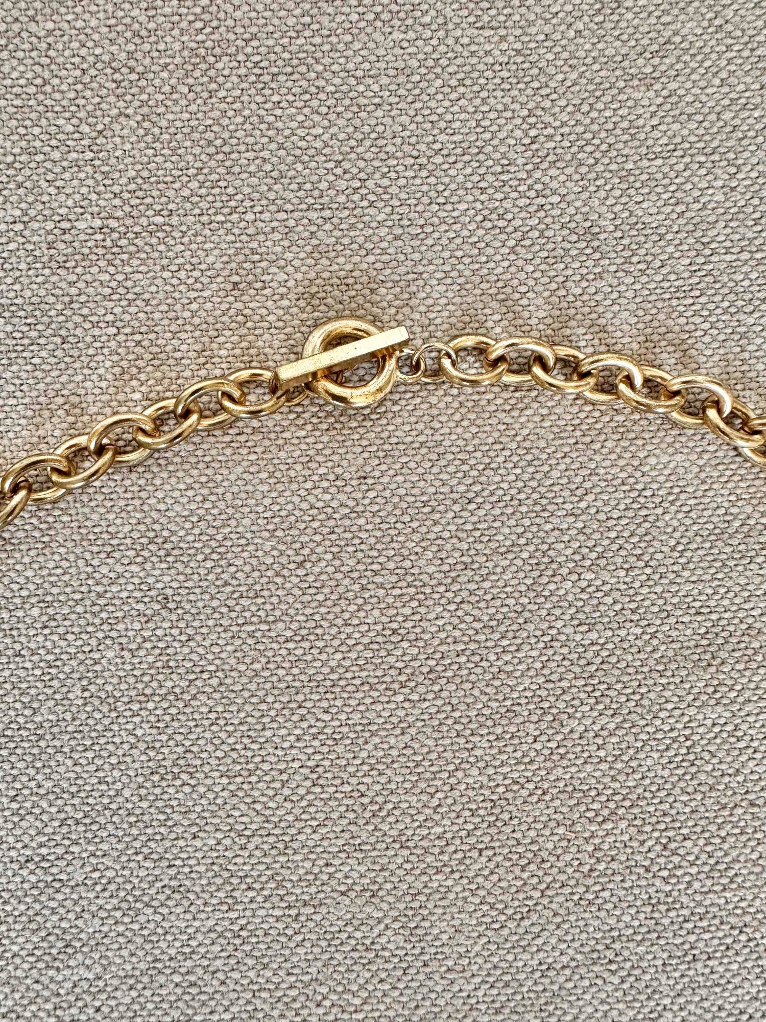 Collier chaîne en métal doré