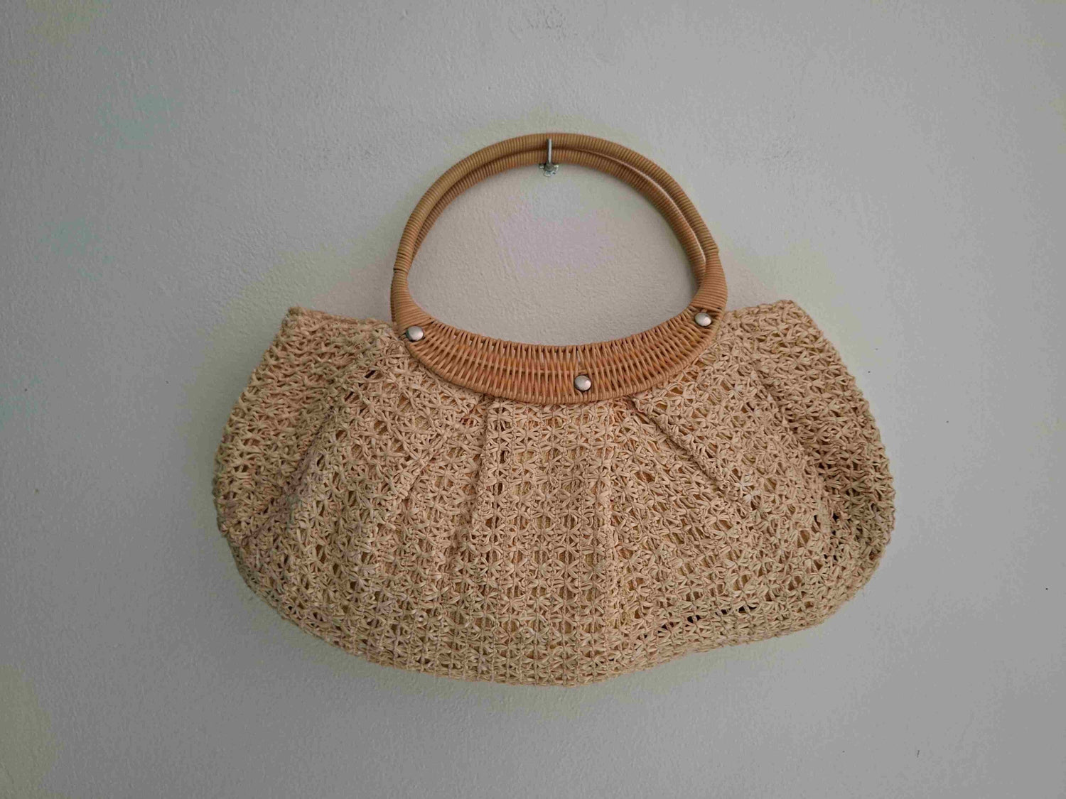 Woven straw bag