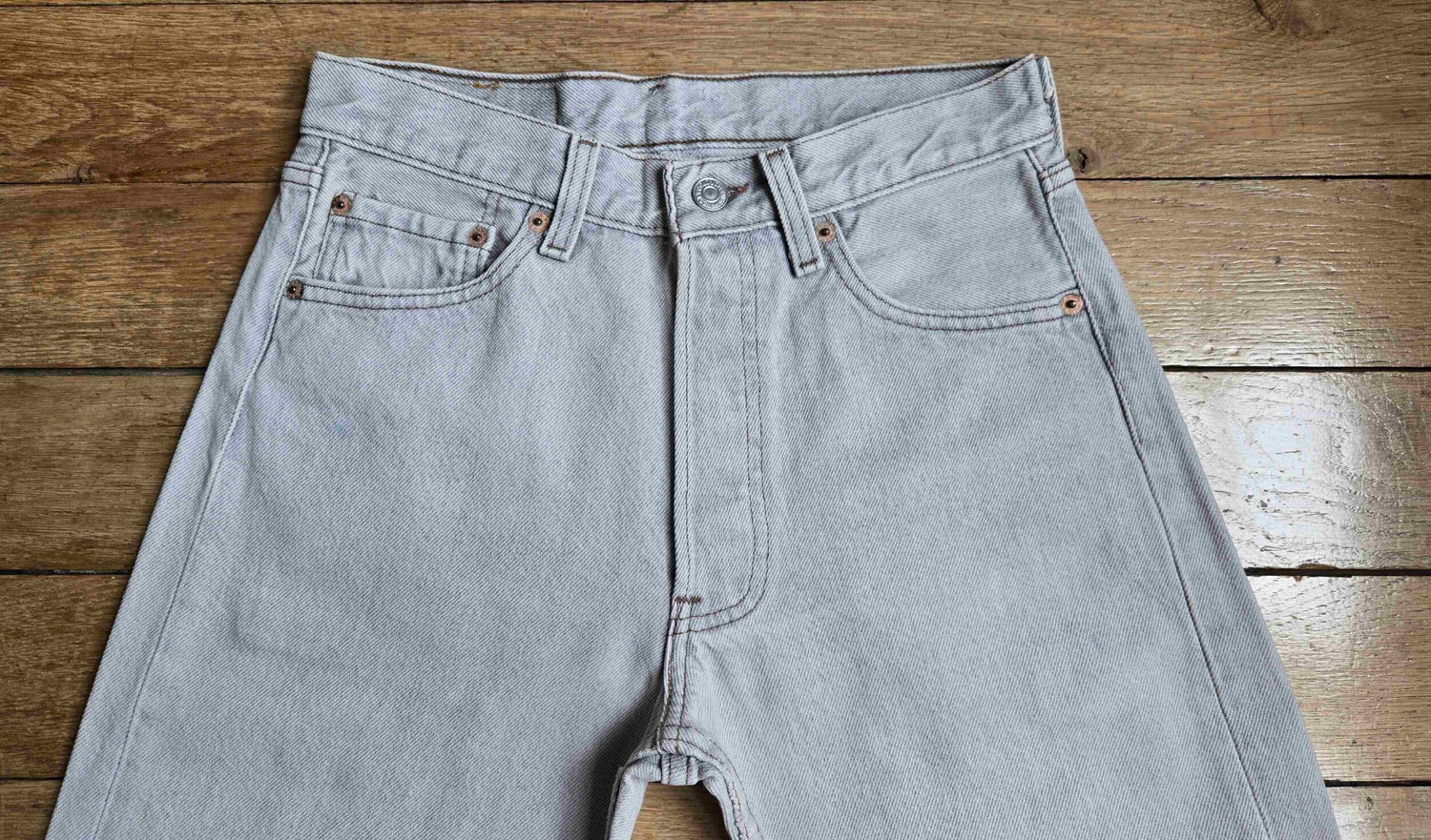 Jean Levi's 501 W28 L34