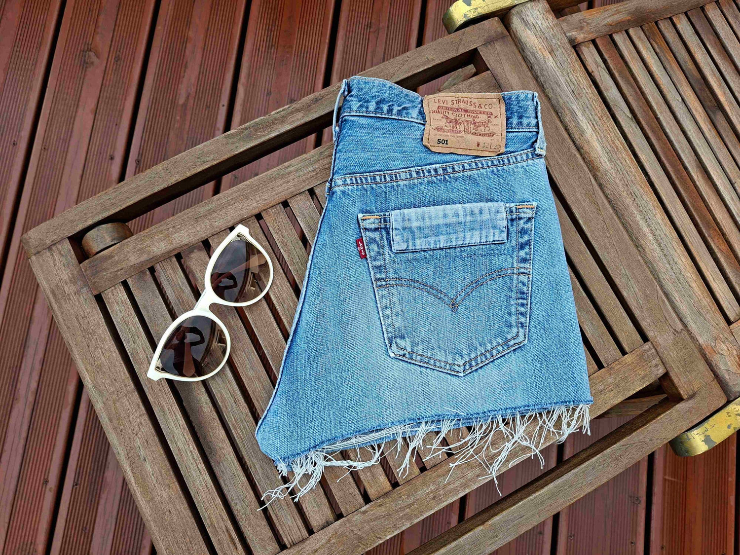 Short Levi's W32