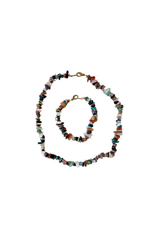 Collier en pierres