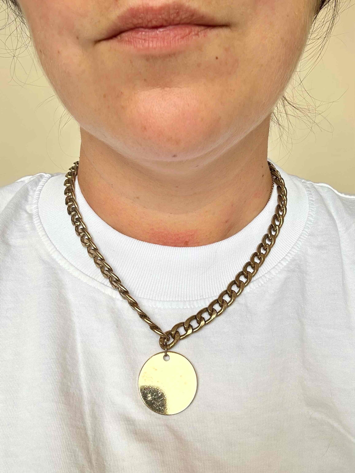 Collier chaîne médaillon