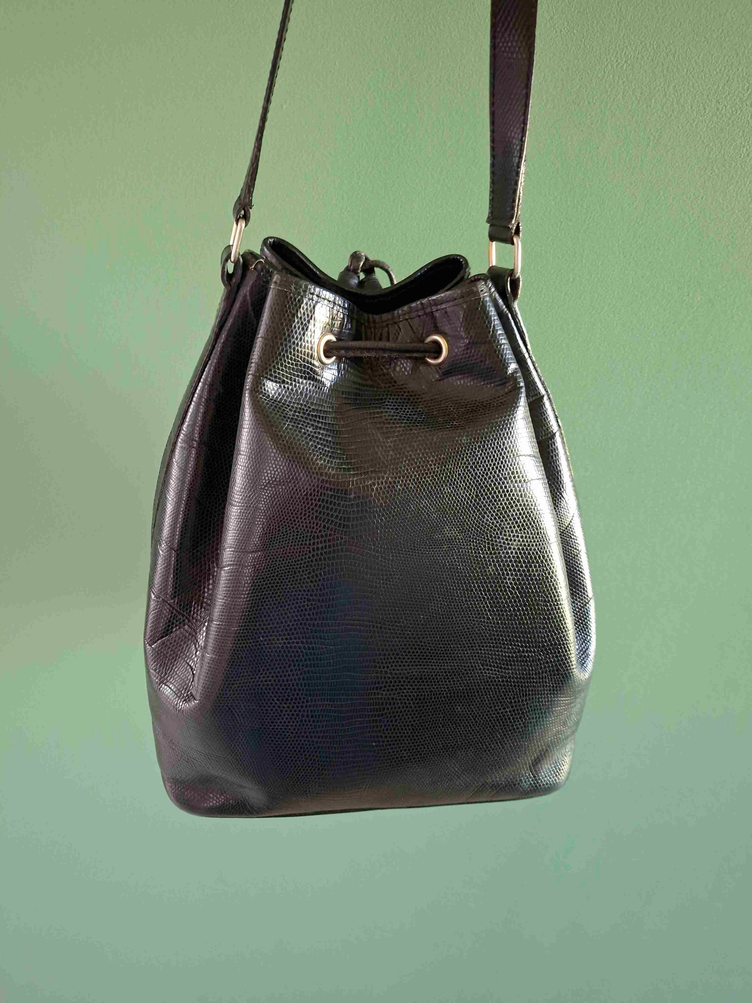 Leather bucket bag