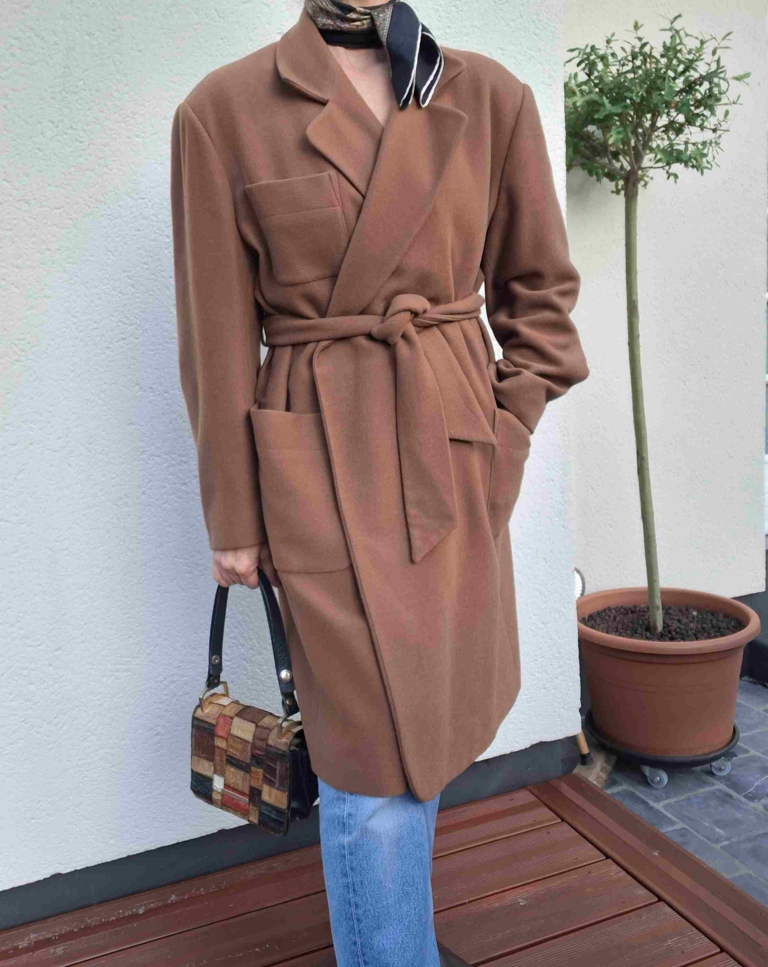 Wool and cashmere coat