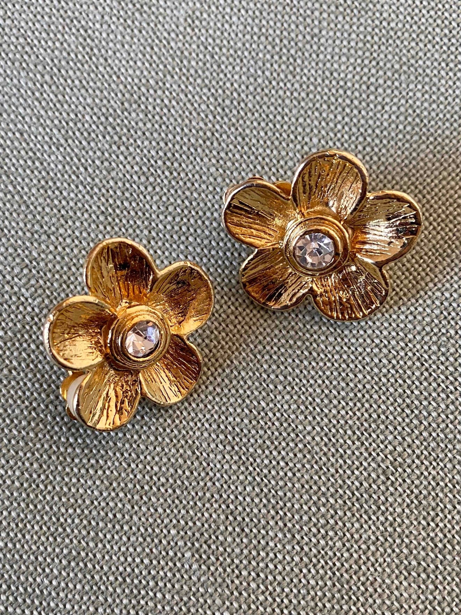 Flower earrings