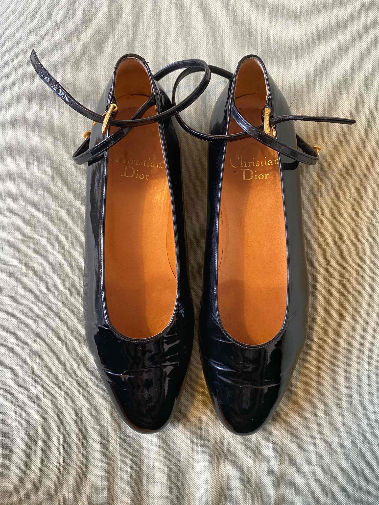 Christian Dior leather ballet flats