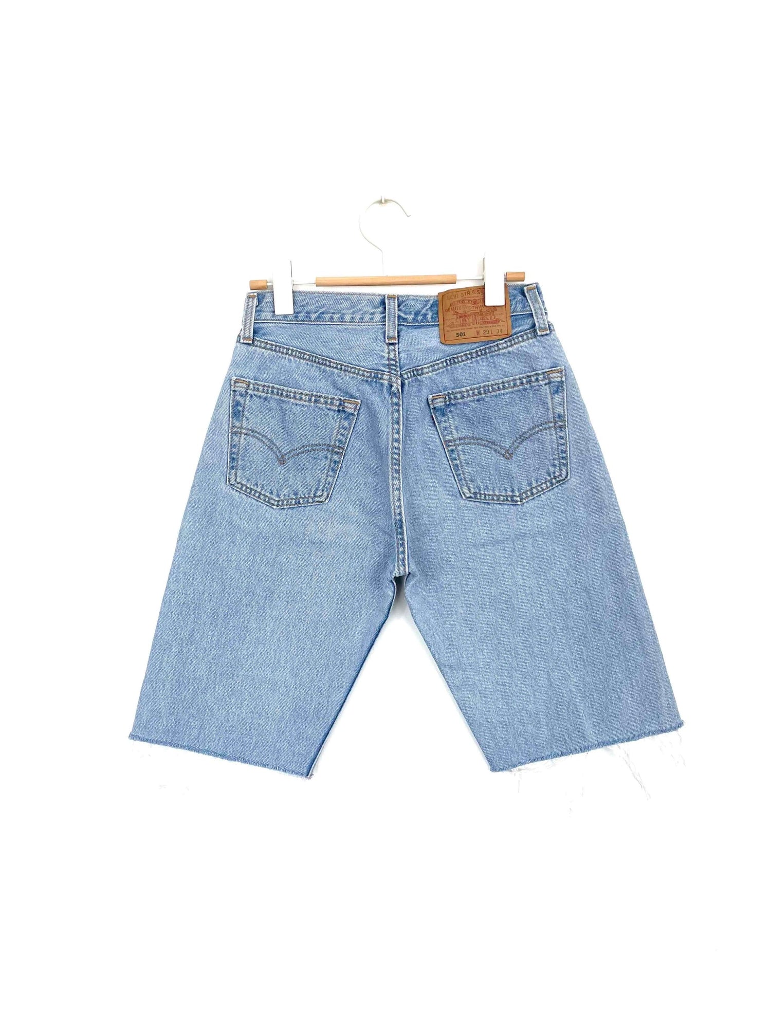 Bermuda Levi's W29