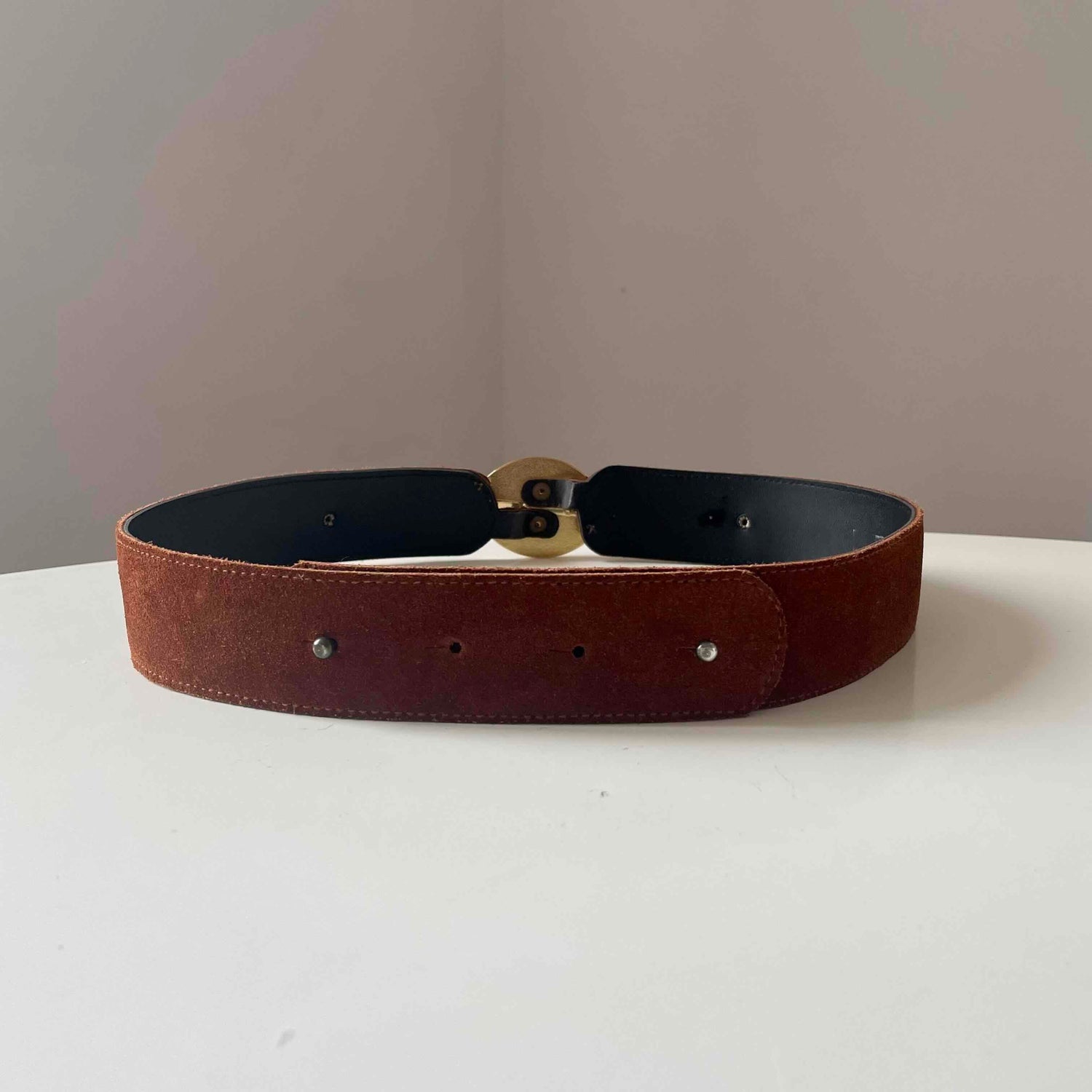 Suede belt