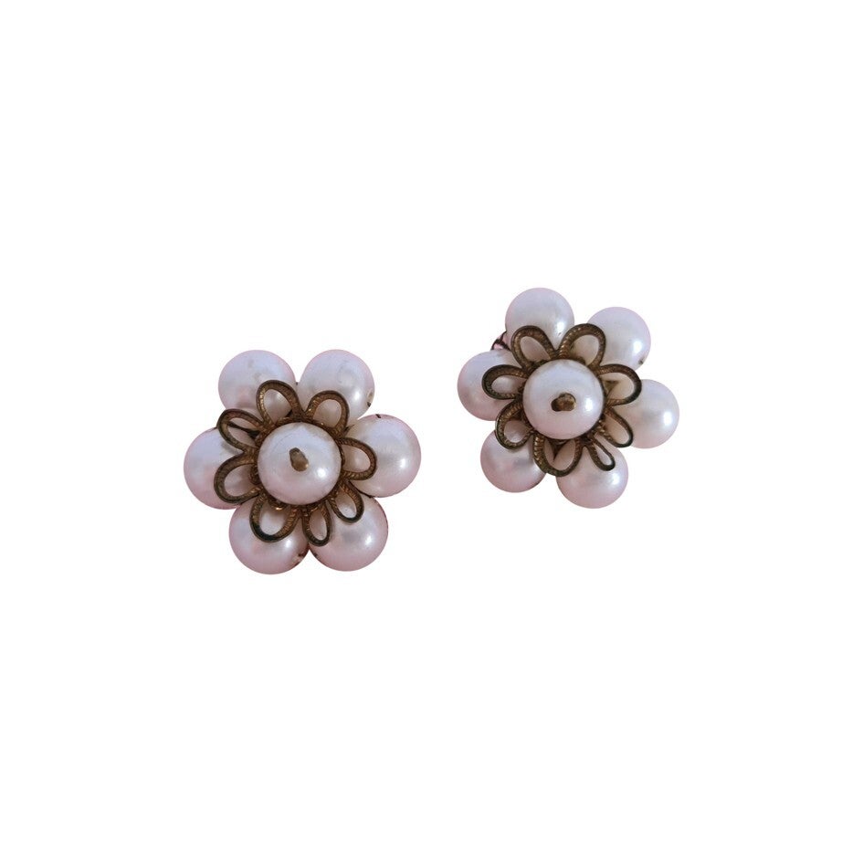 Flower earrings