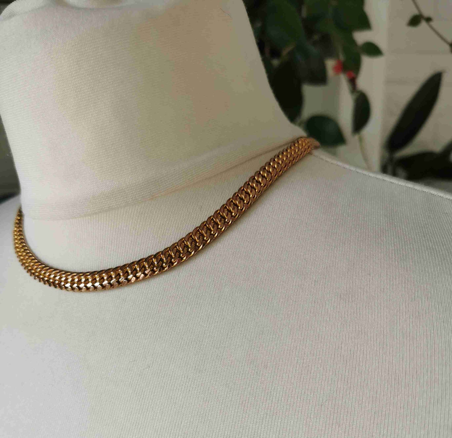 Snake chain necklace
