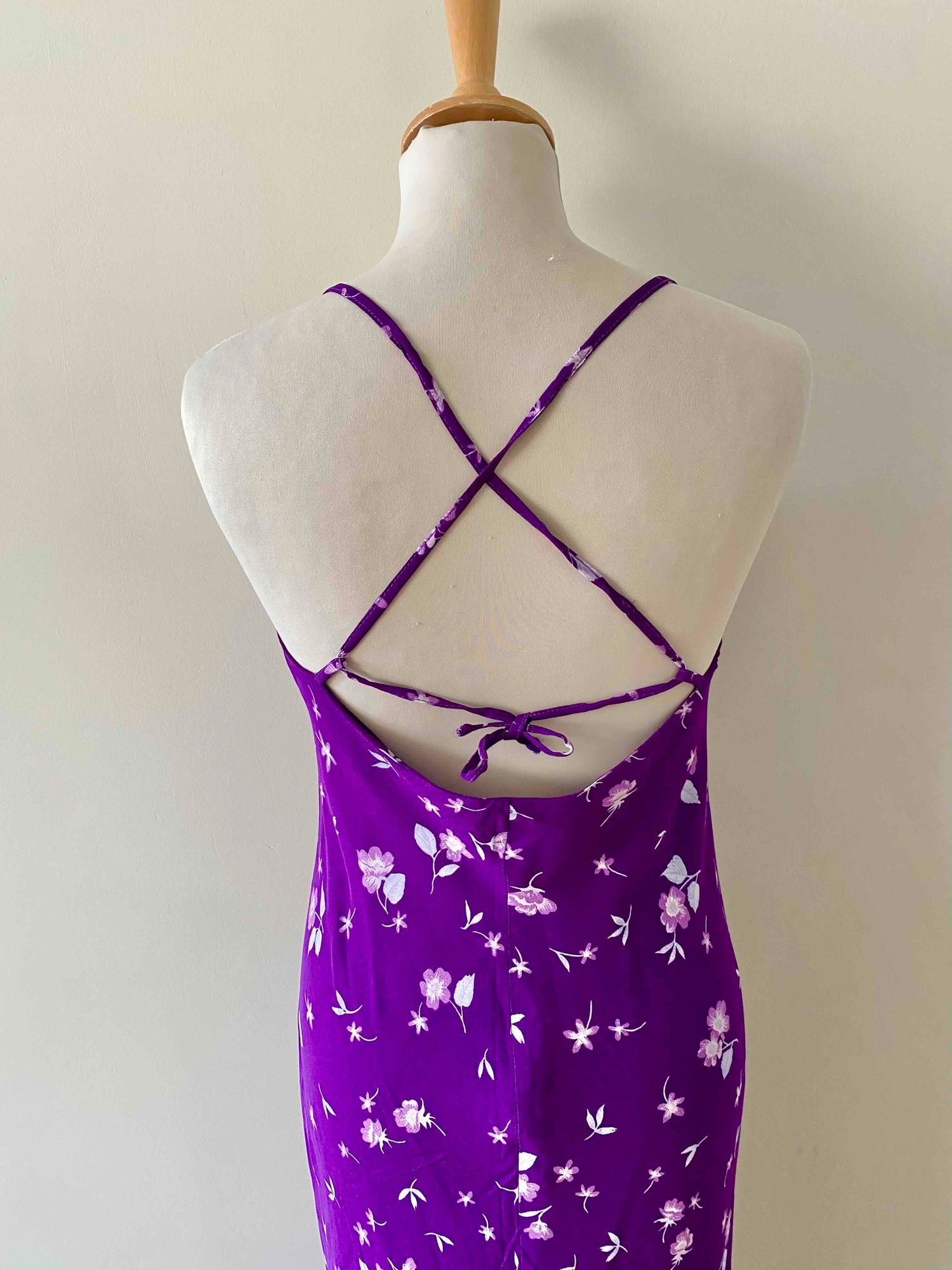 Floral backless dress