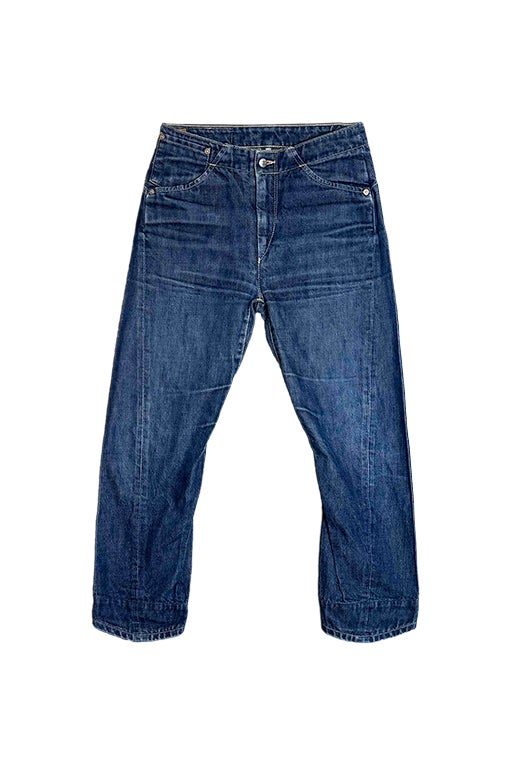Jean Levi's 835  W26 L30