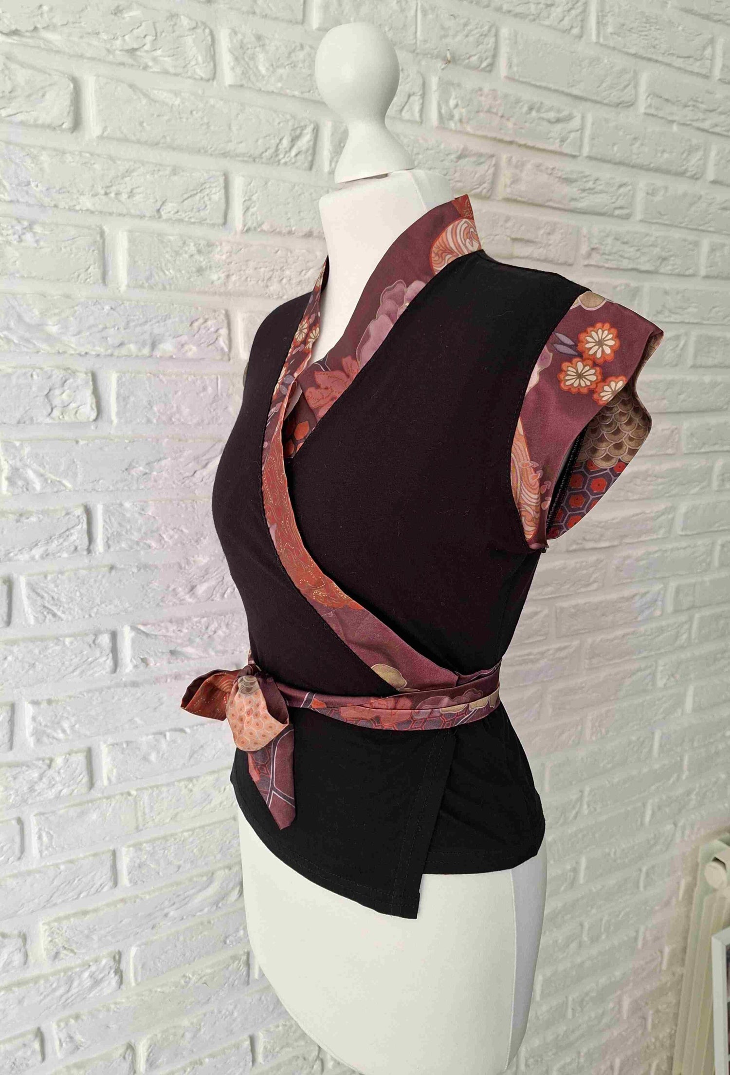 90s wrap top