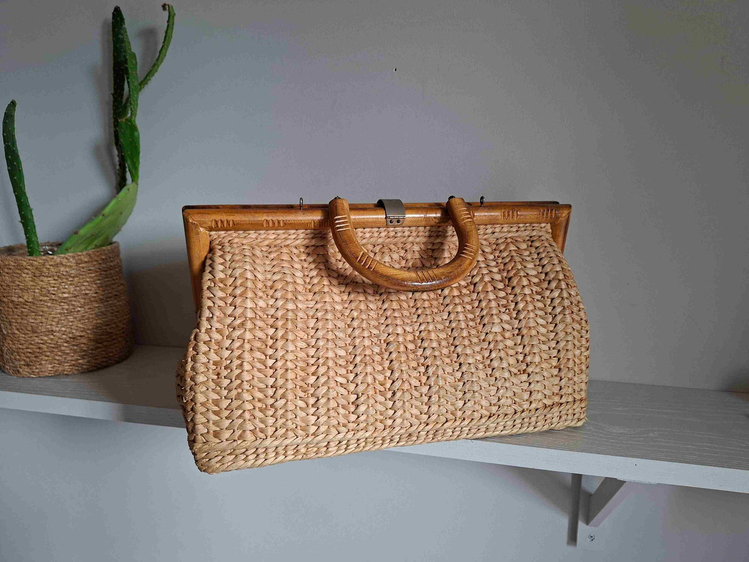 Wicker basket