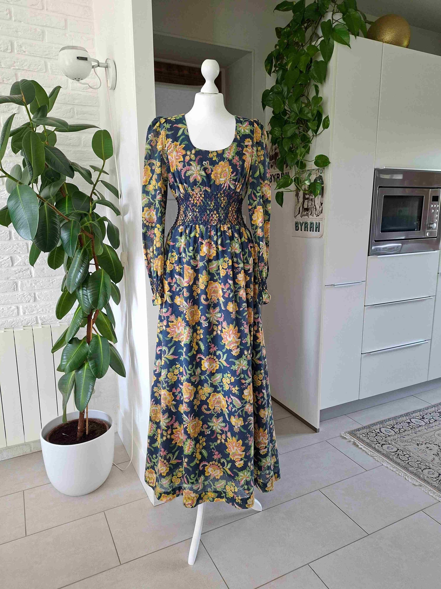70's floral dress