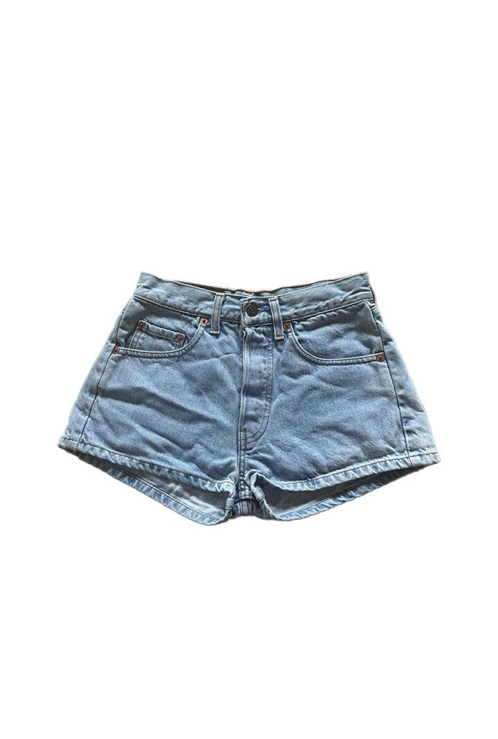 Short Levi's 841
