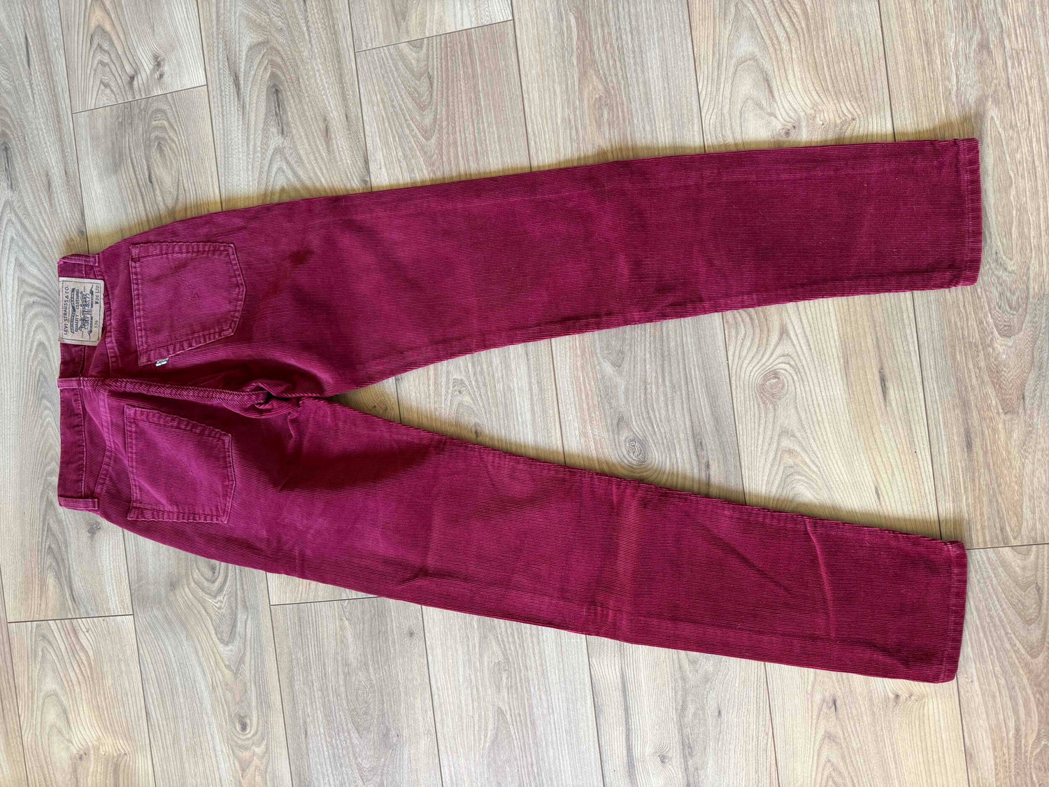 Jean Levi’s 534 W26 L32