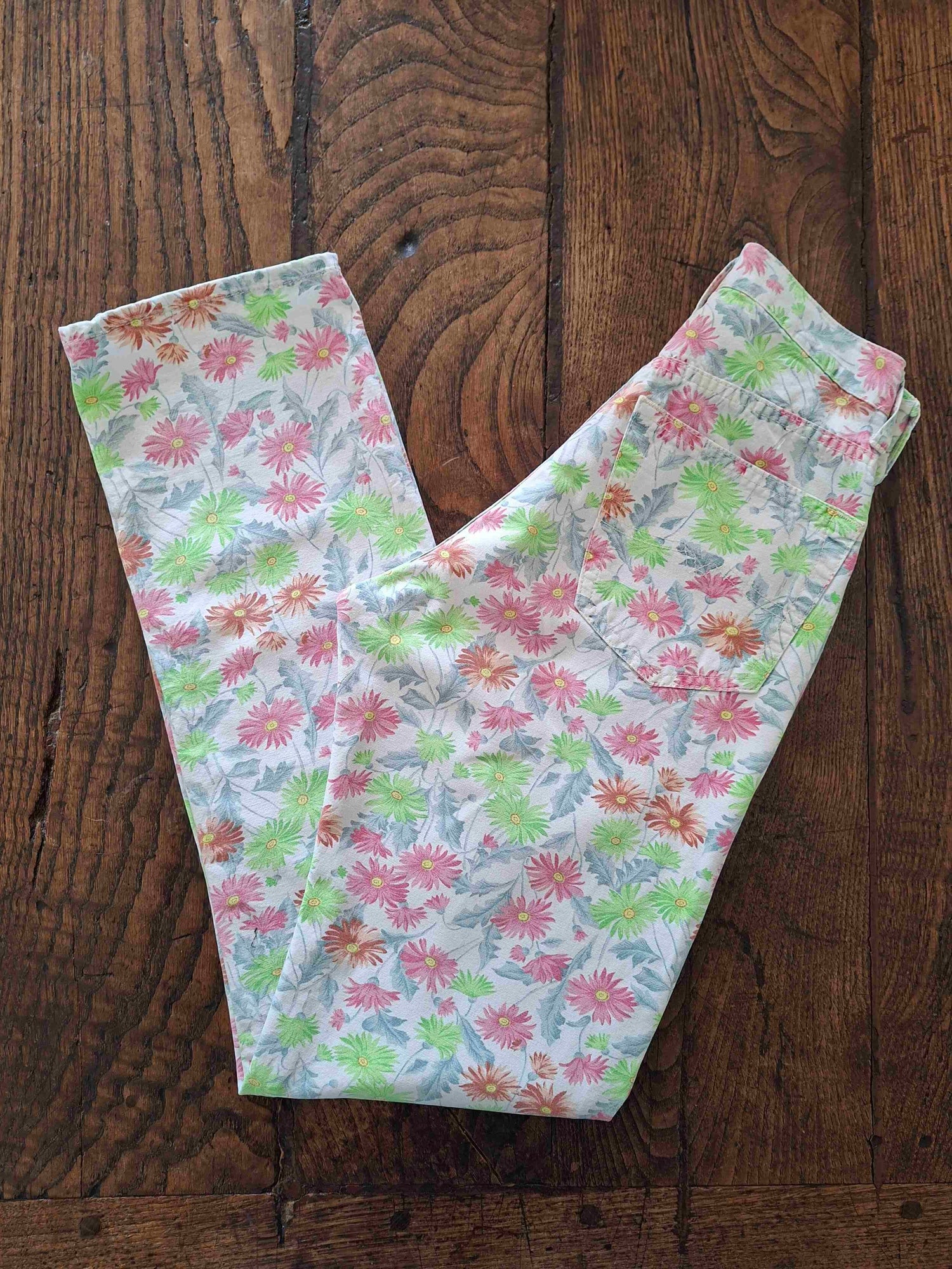 Jean à fleurs 90's