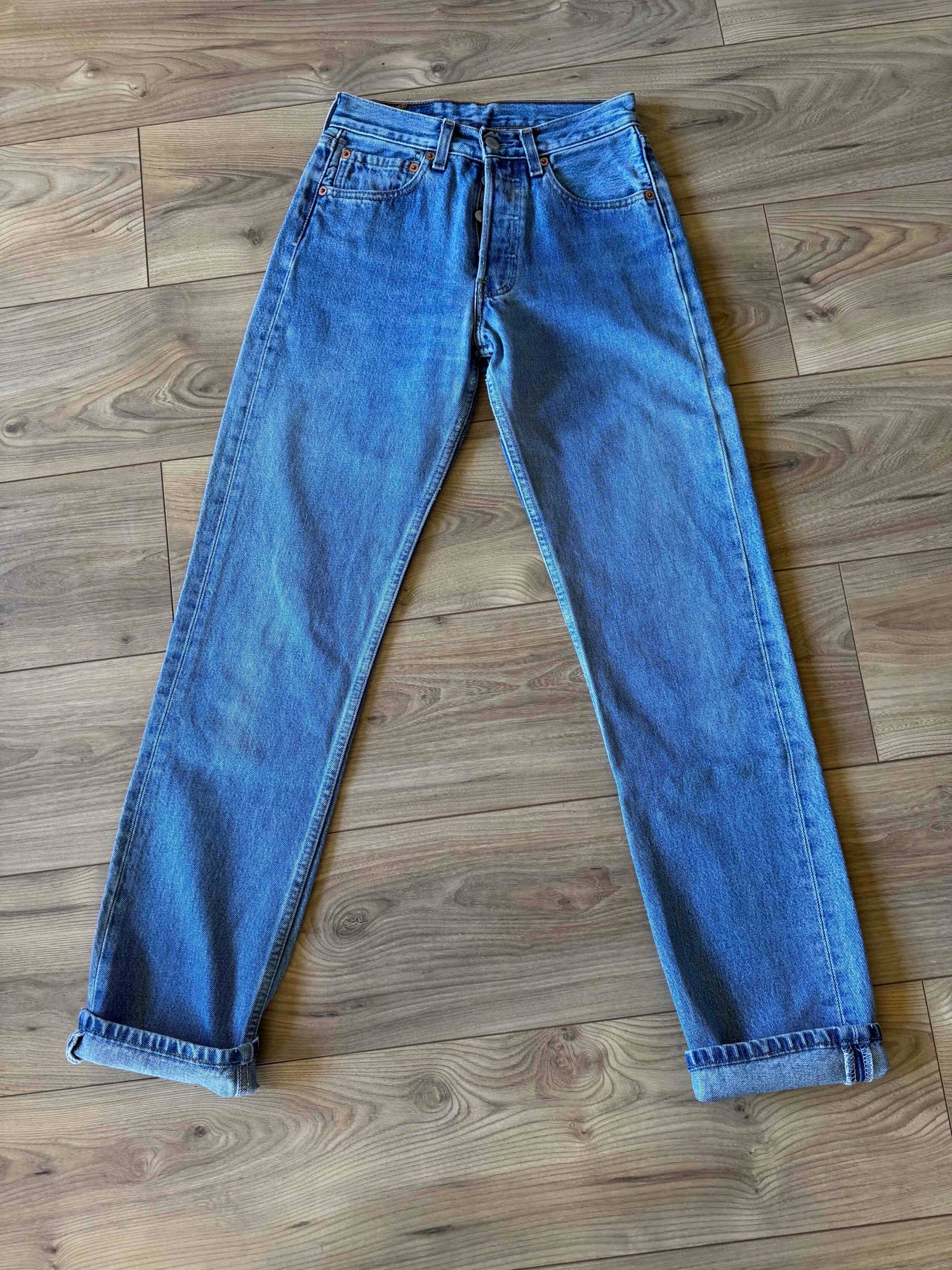Jean Levi’s 501 W26 L32