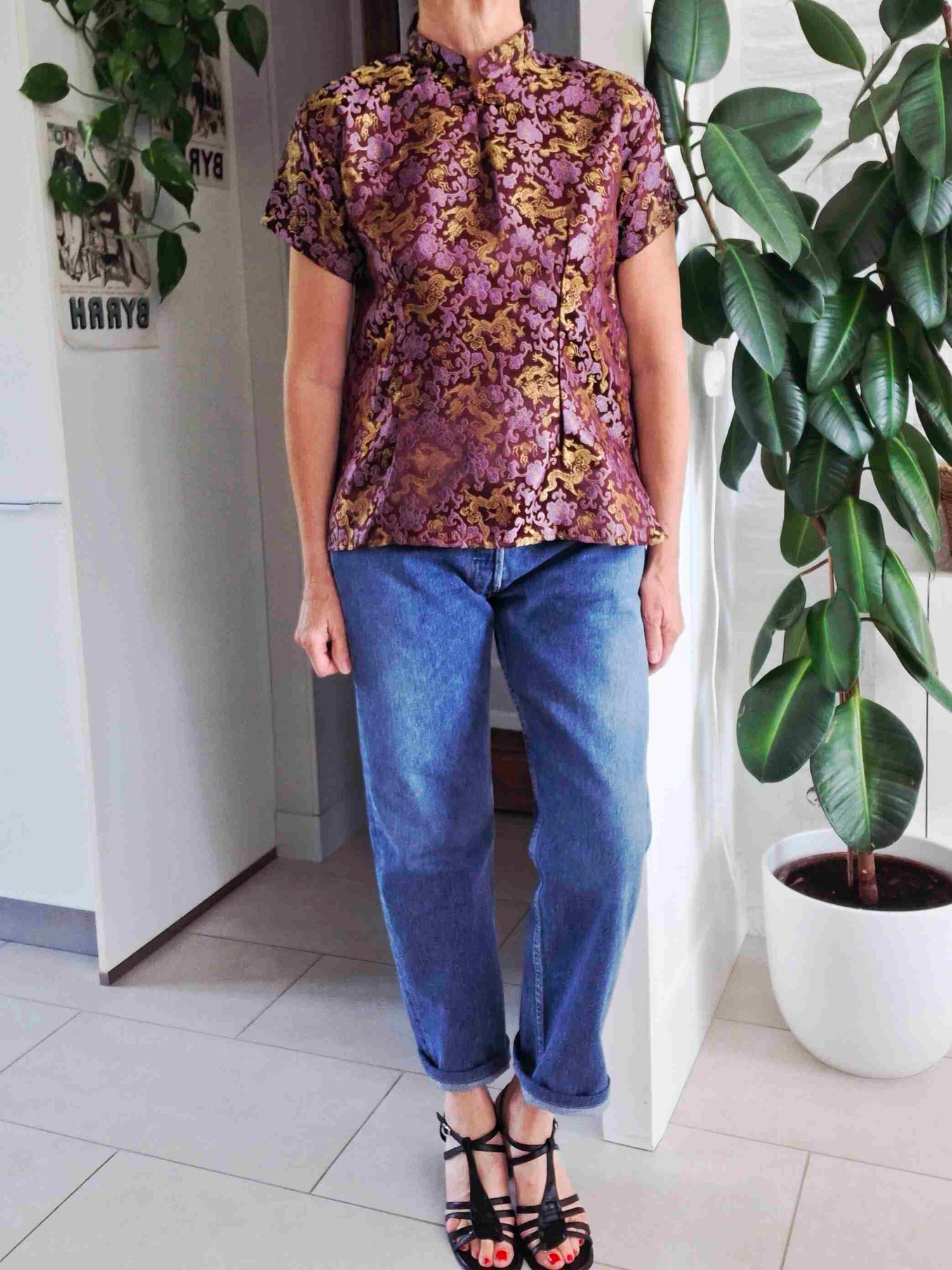 Top asiatique en soie