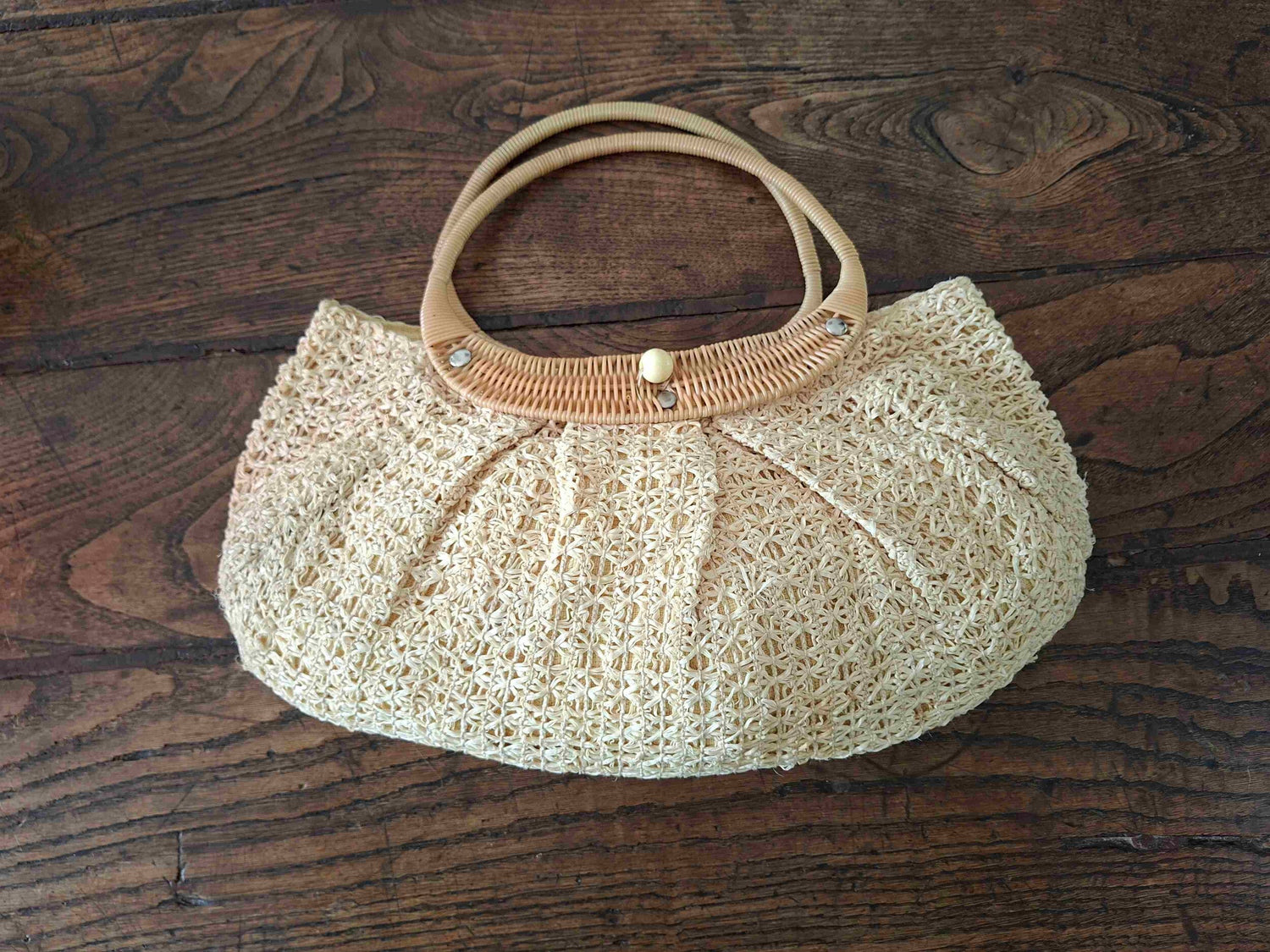 Woven straw bag