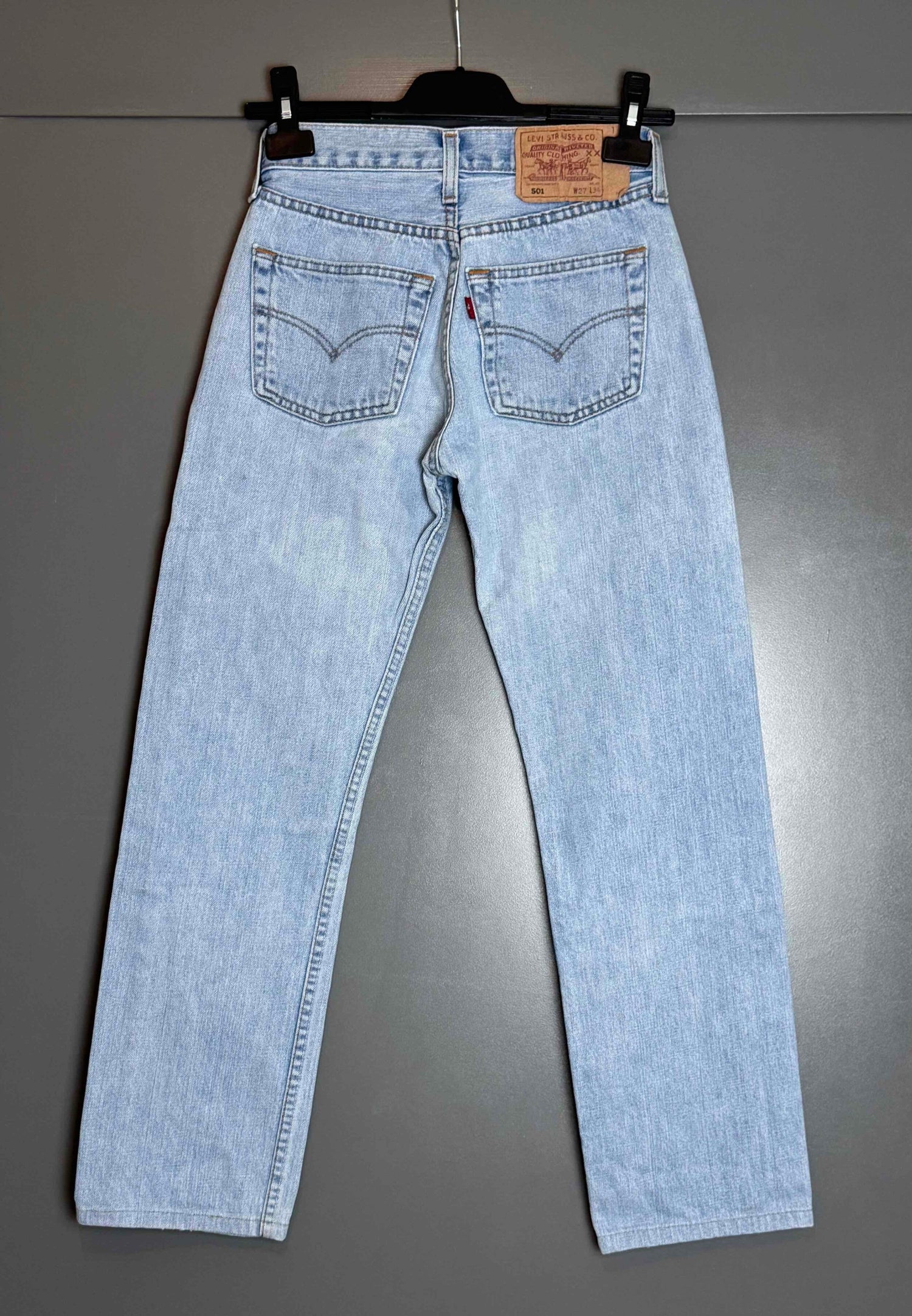 Jean Levi’s 501 W27 L34