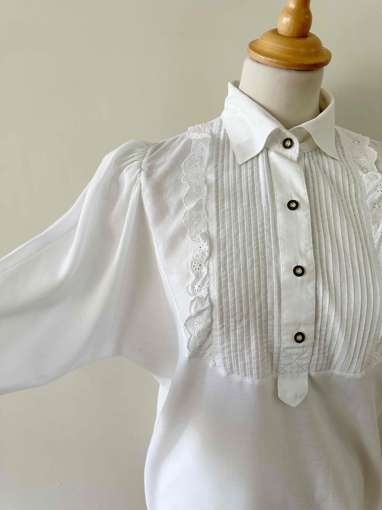Austrian blouse