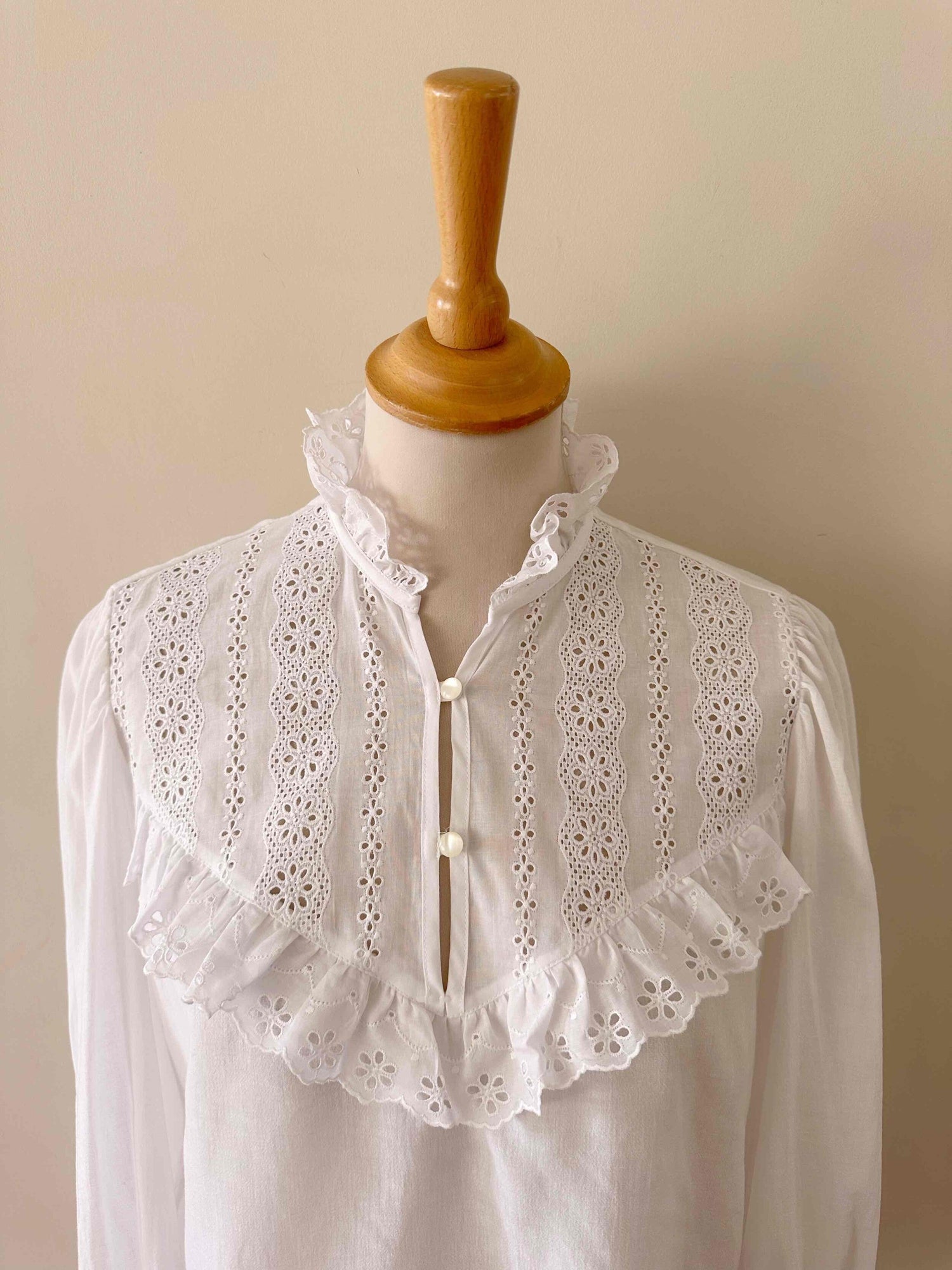 Austrian blouse