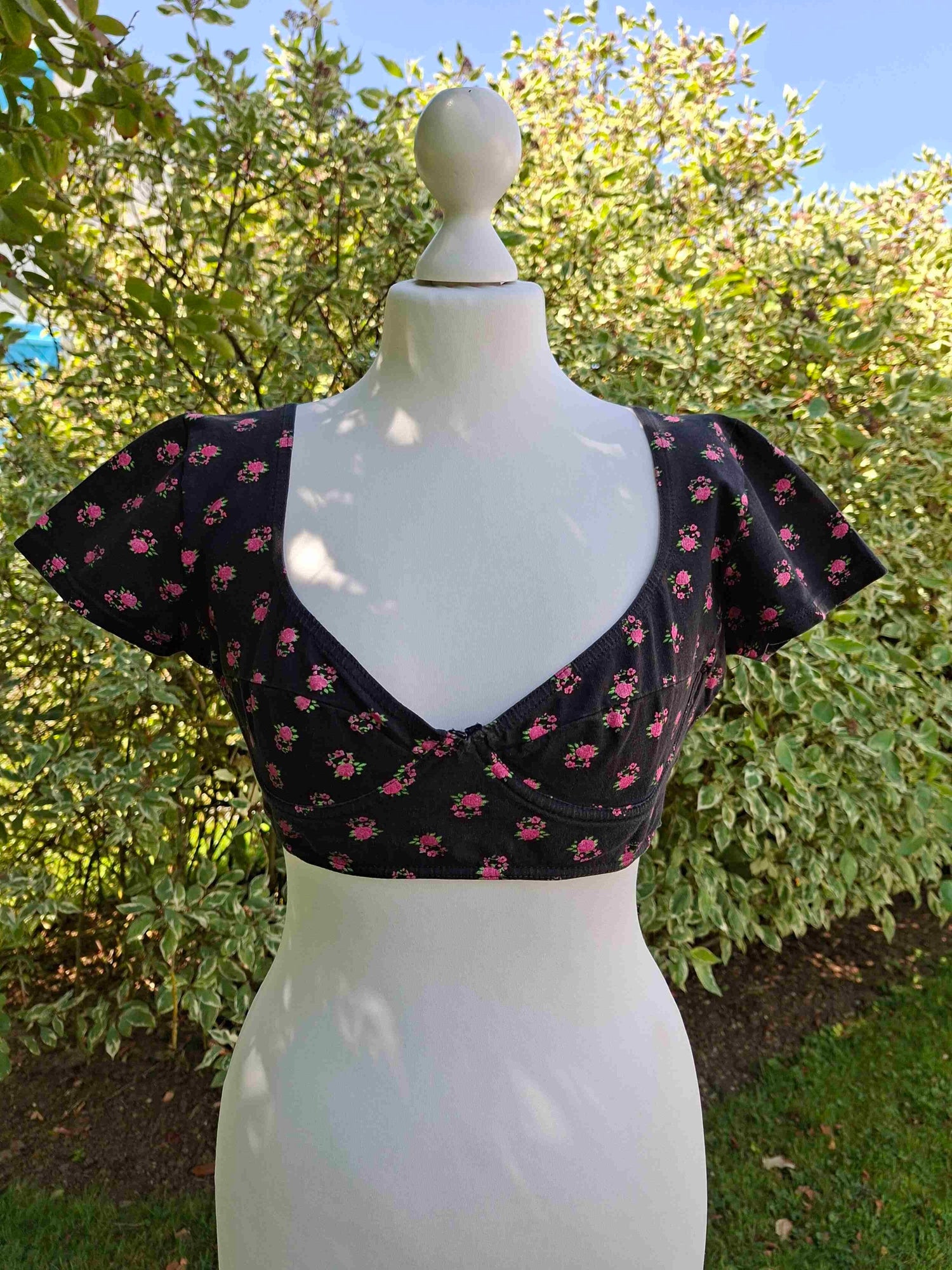 Crop top à fleurs