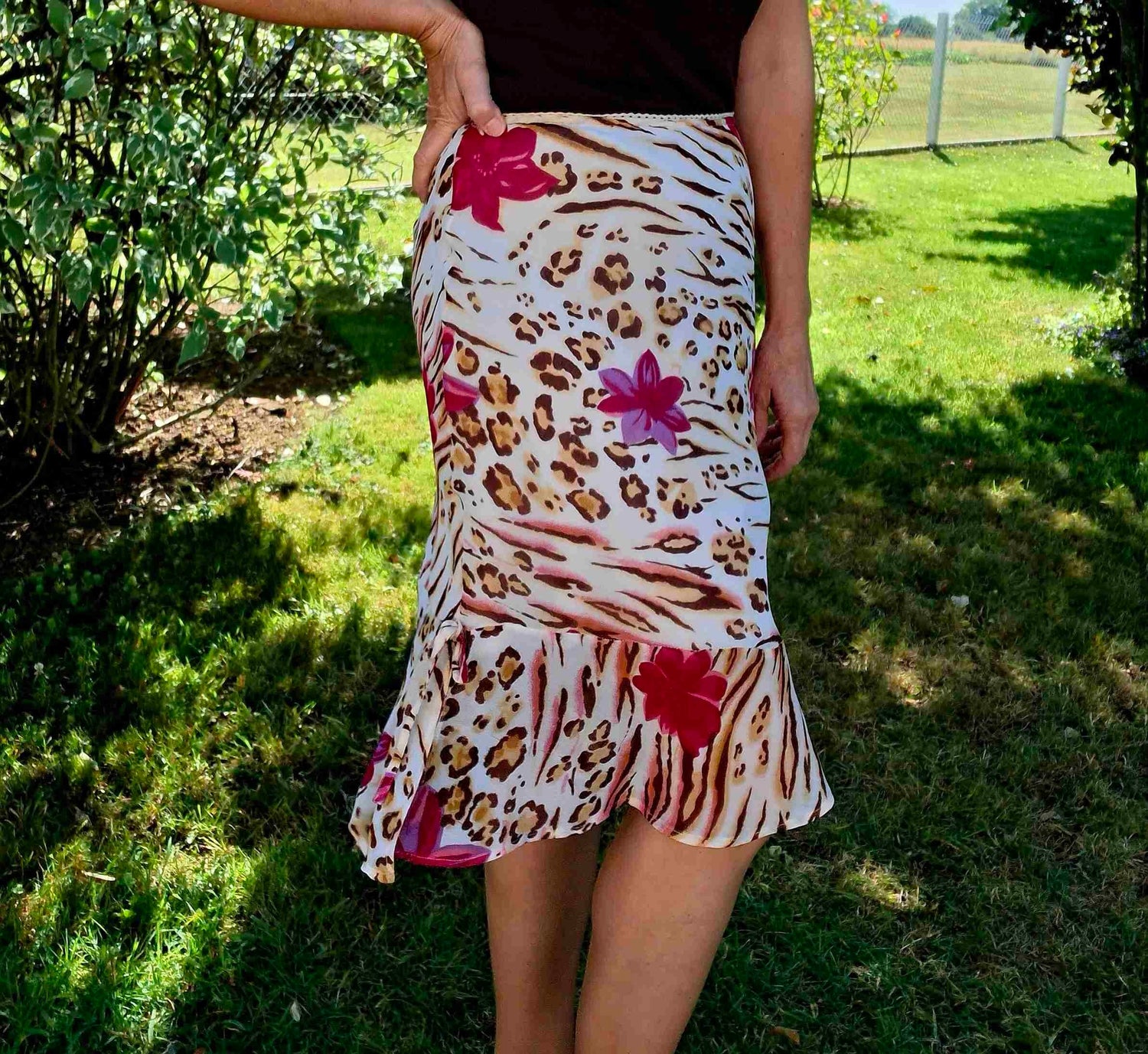 90's floral skirt