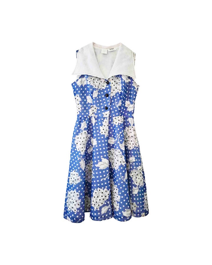Dress with polka dots and flowers