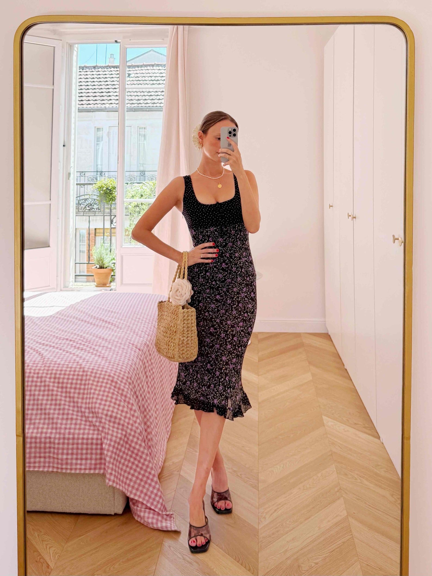 Dress with polka dots and flowers