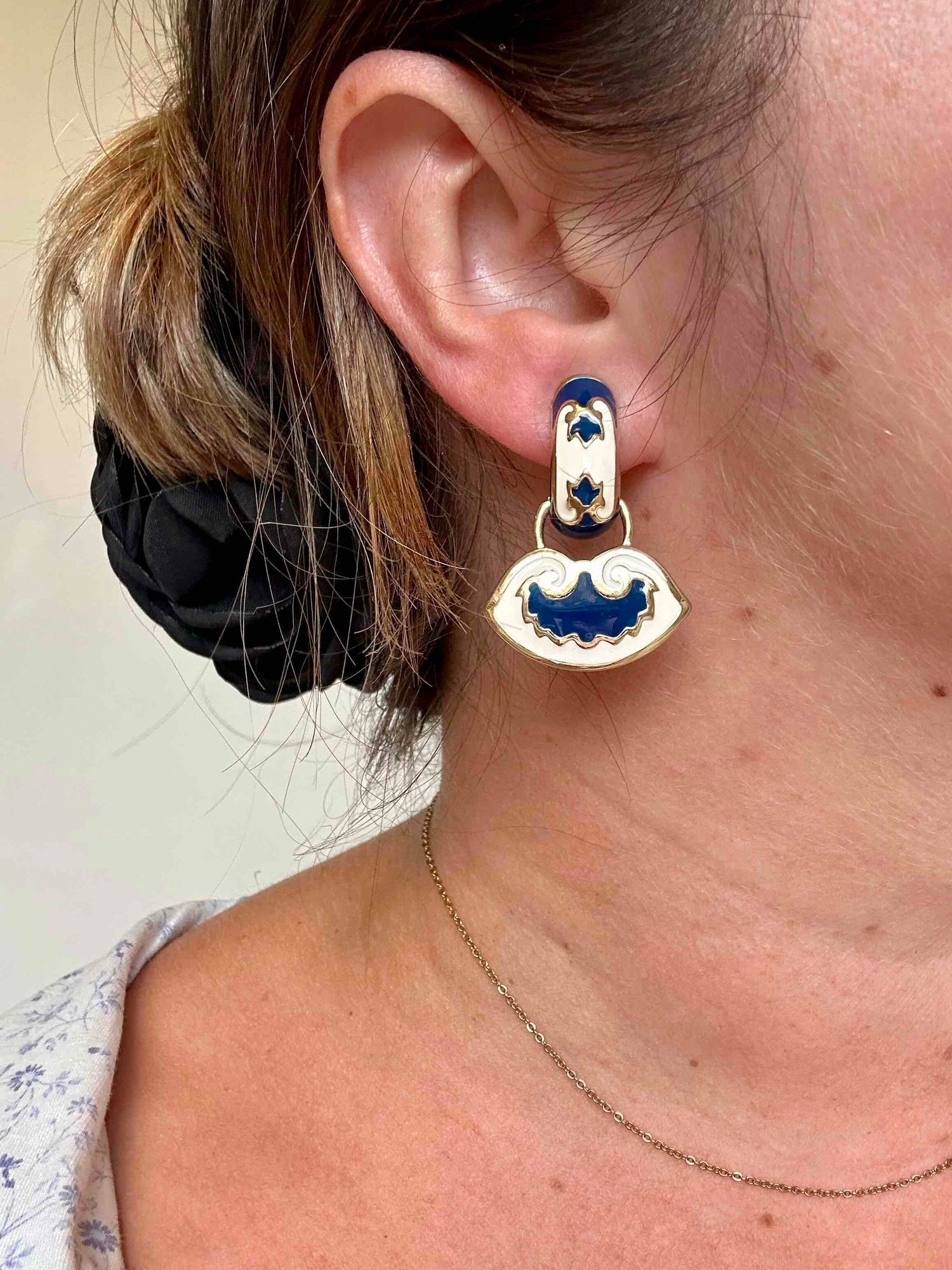 Agatha clip-on earrings