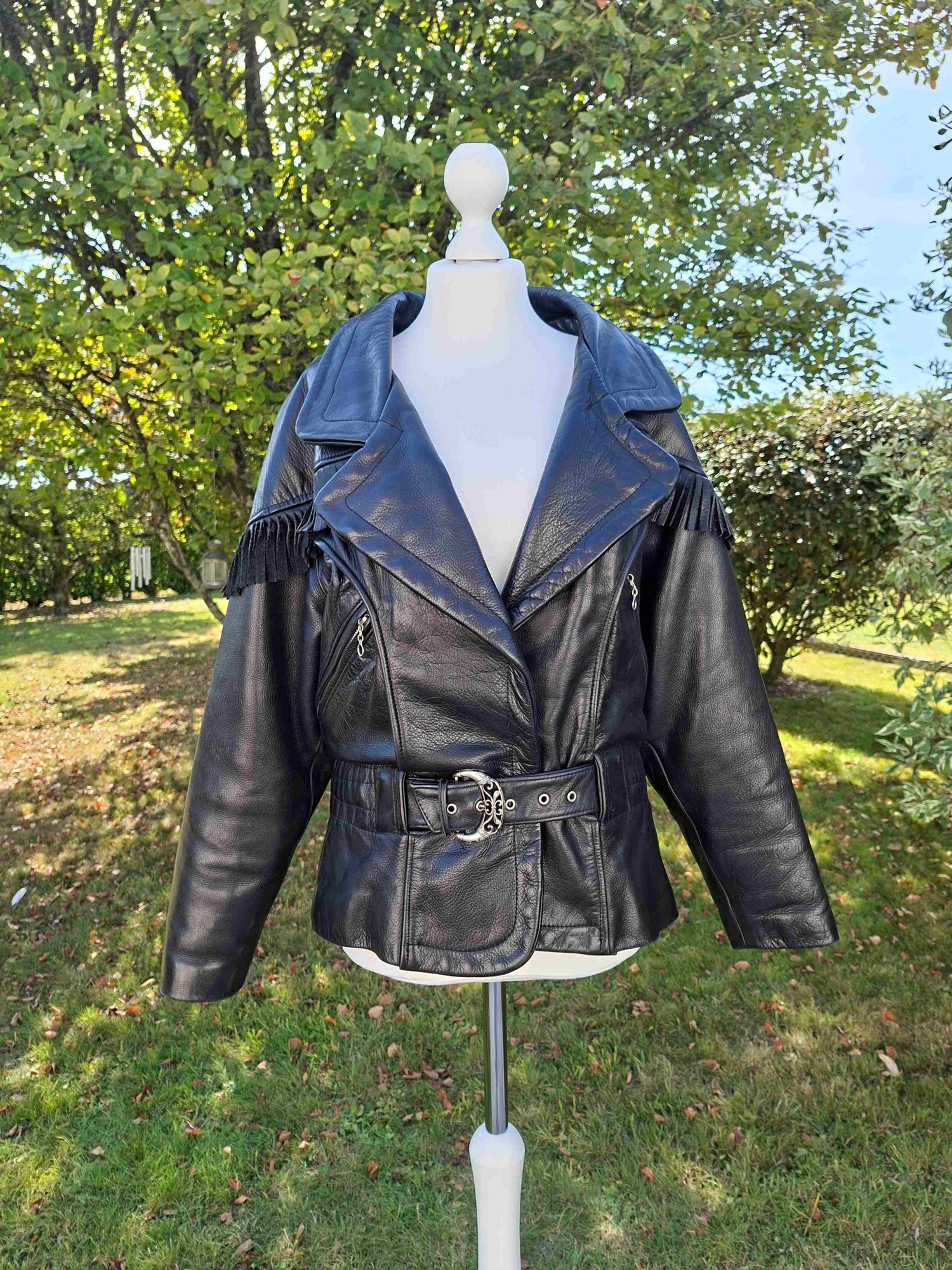 Veste en cuir à franges