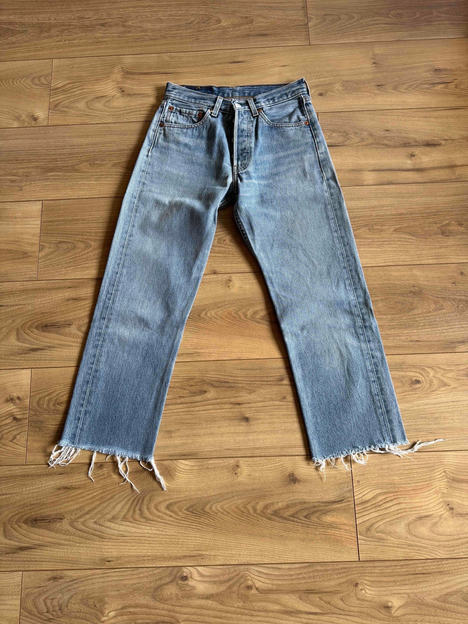Jean Levi's 501 W26 L34