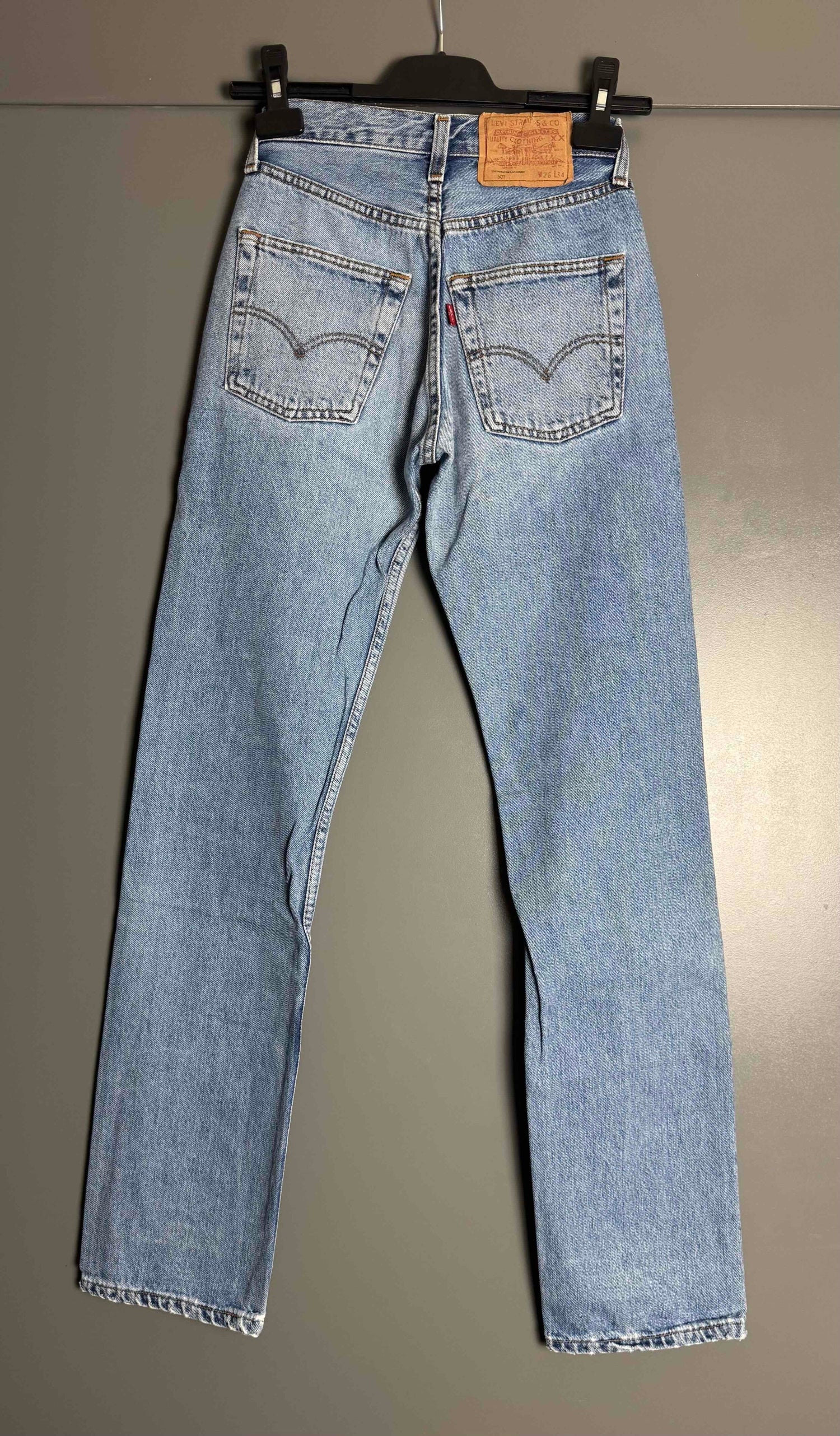 Jean Levi's 501 W26 L34