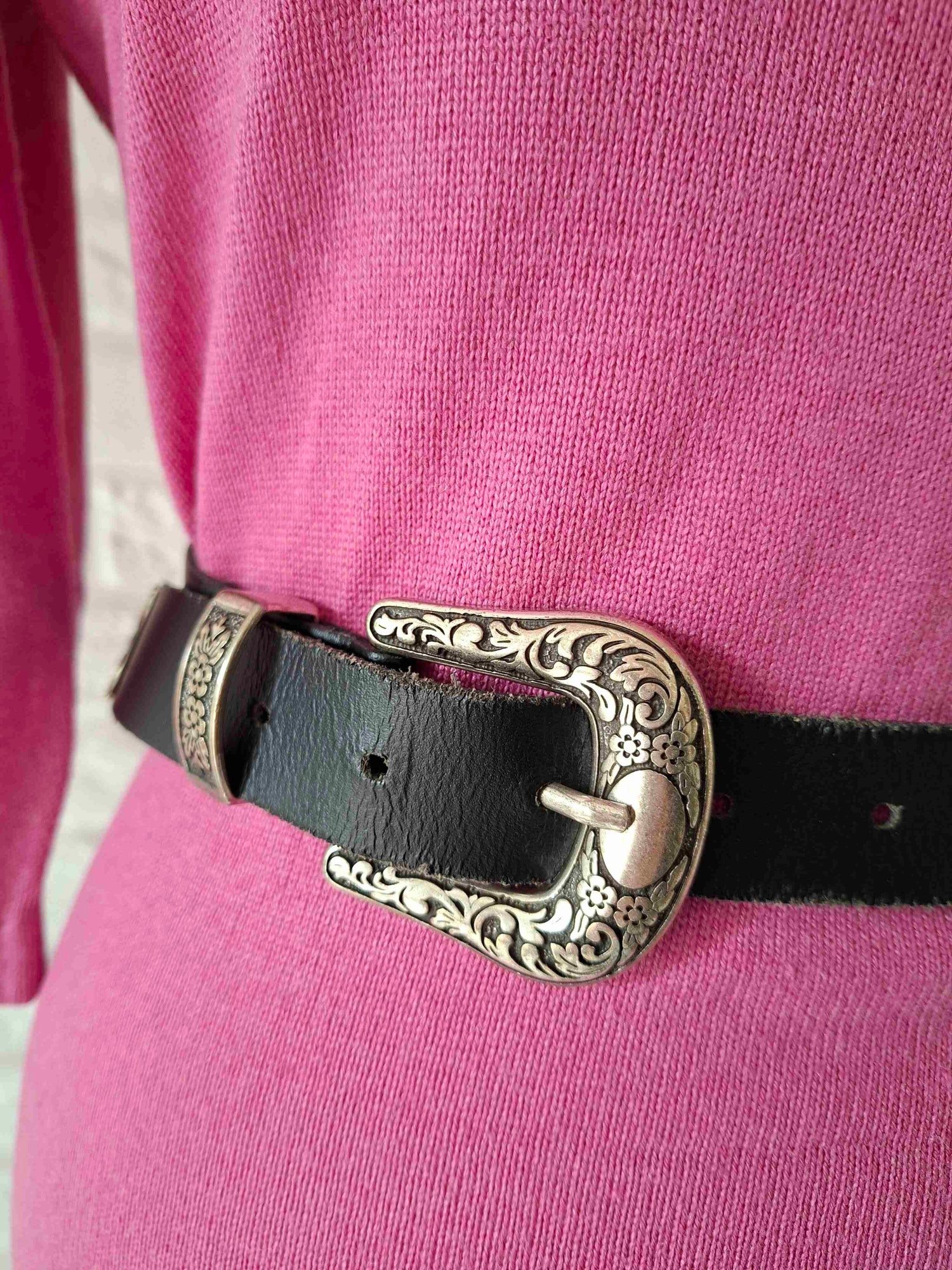 Leather belt
