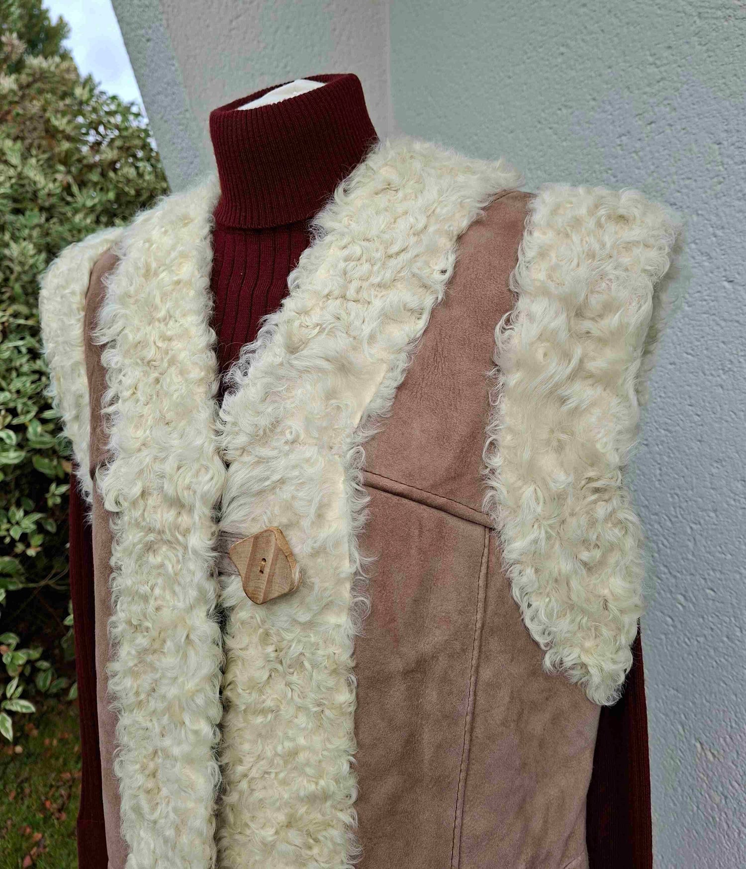 Gilet en peau lainée