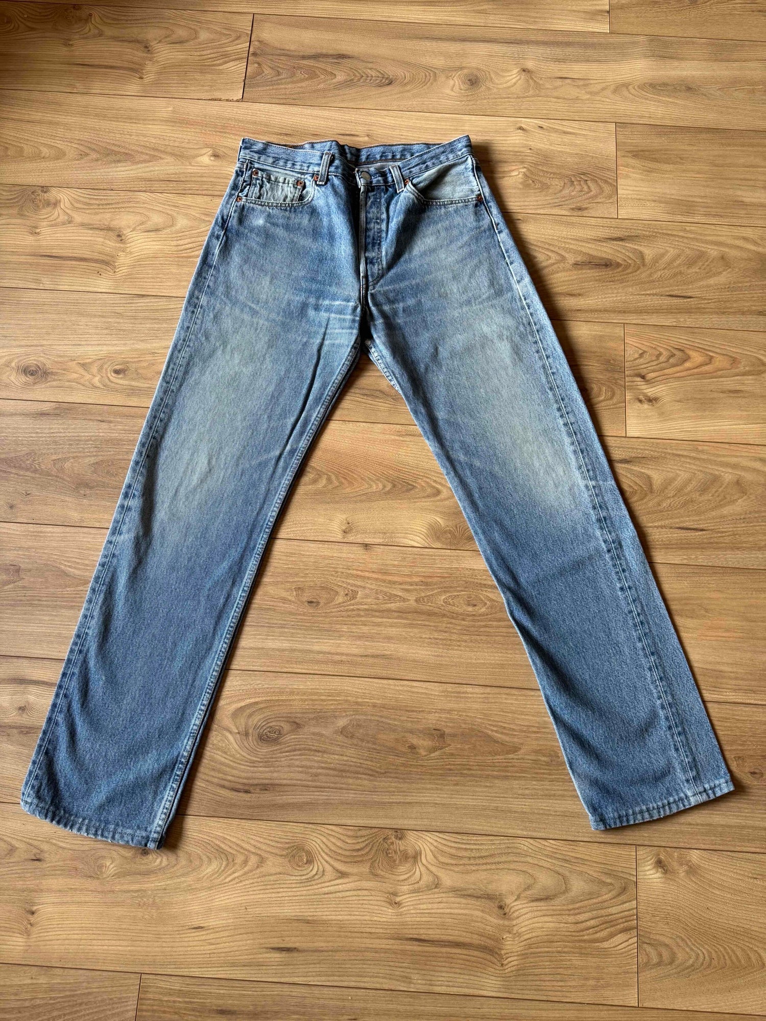 Jean Levi’s 501 W33 L36