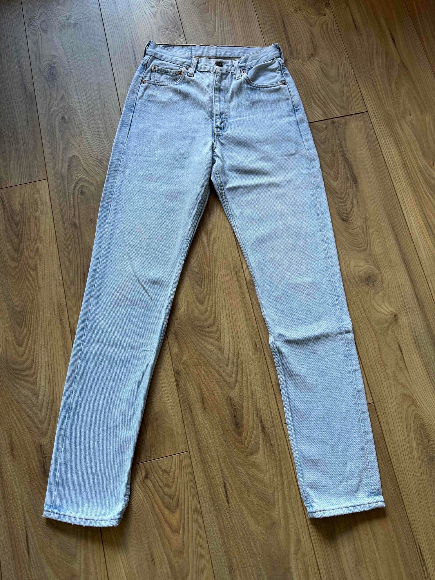Jean Levi’s 534 W28 L32