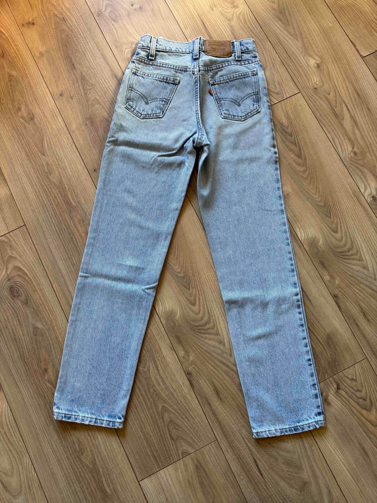Jean Levi's 505 W26 L28