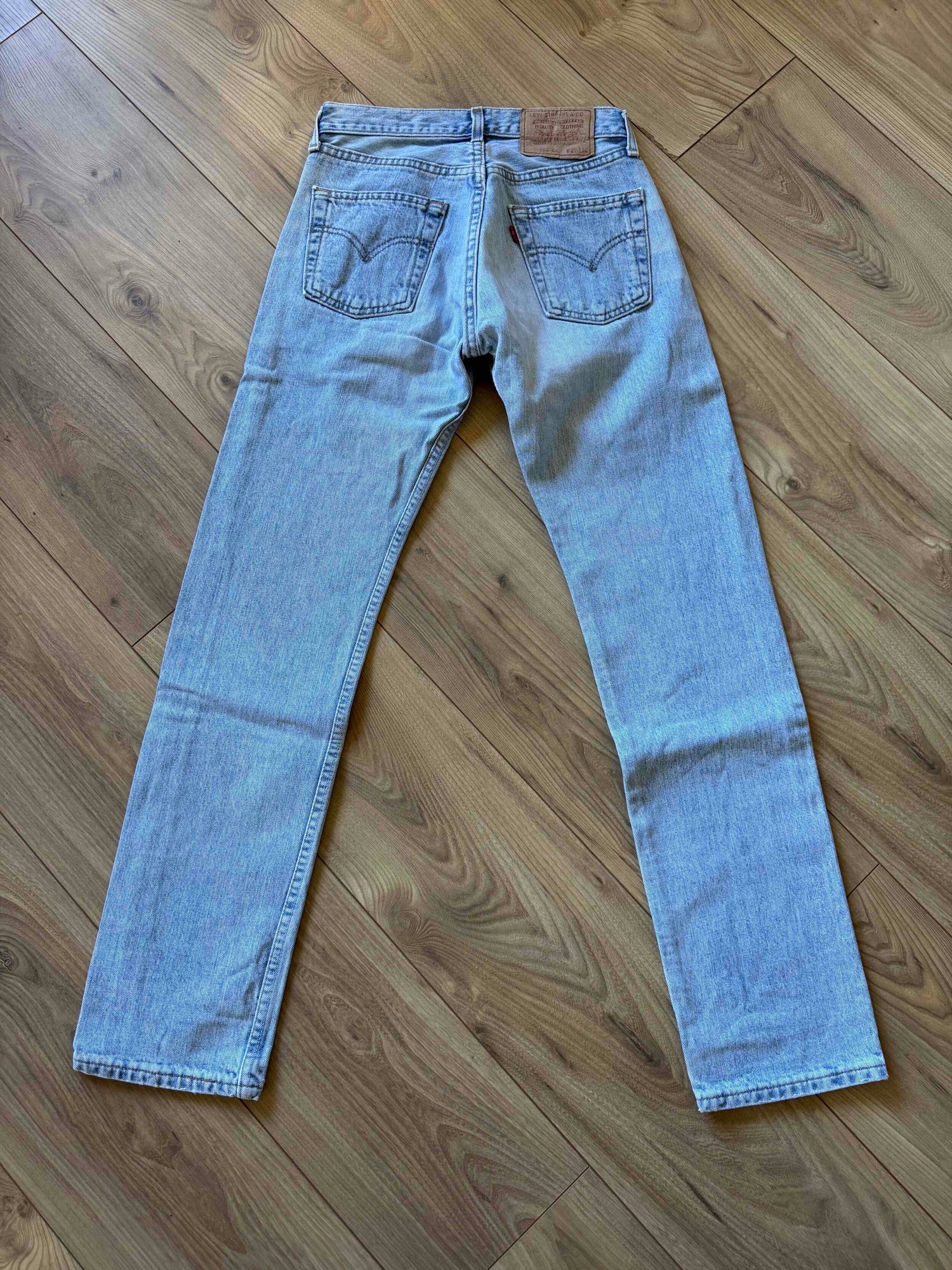 Jean Levi’s 505  W27 L32
