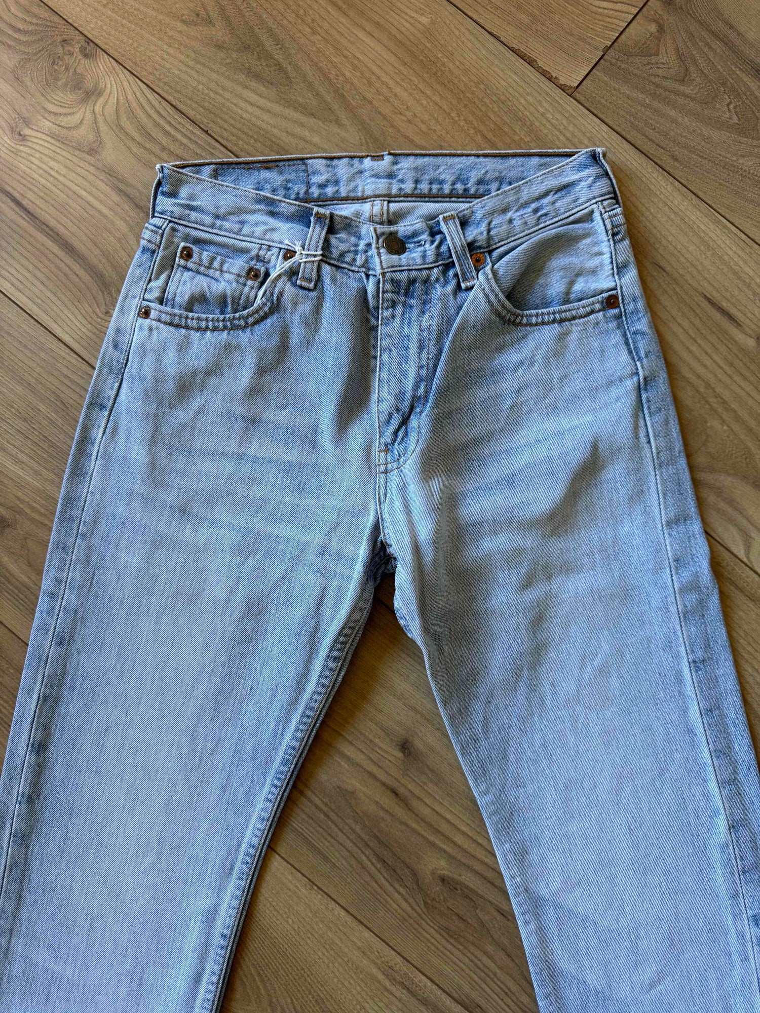 Jean Levi’s 505  W27 L32