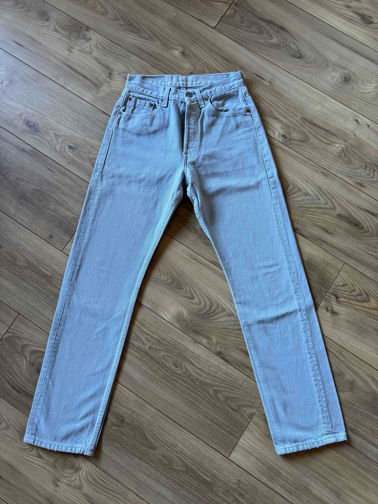 Jean Levi's 501 W27 L30
