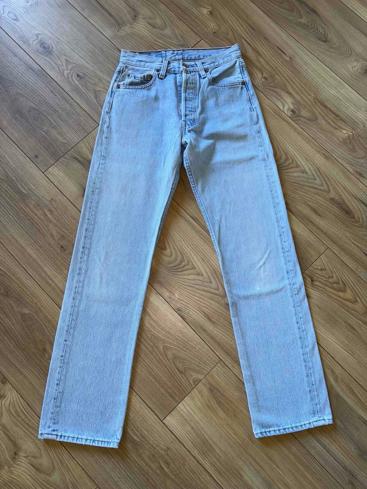 Jean Levi’s 501 W27 L30