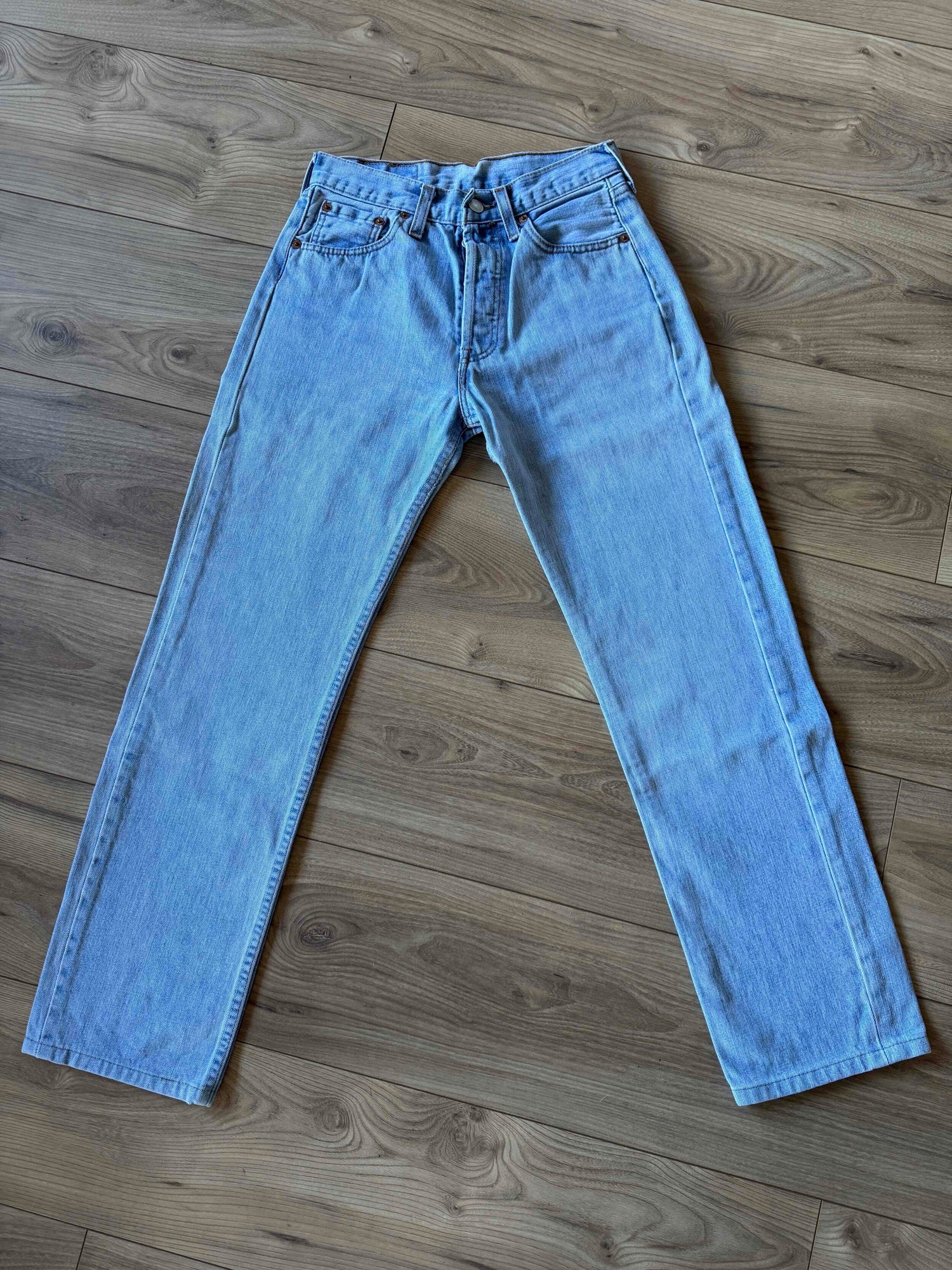 Jean Levi’s 501 W27 L34