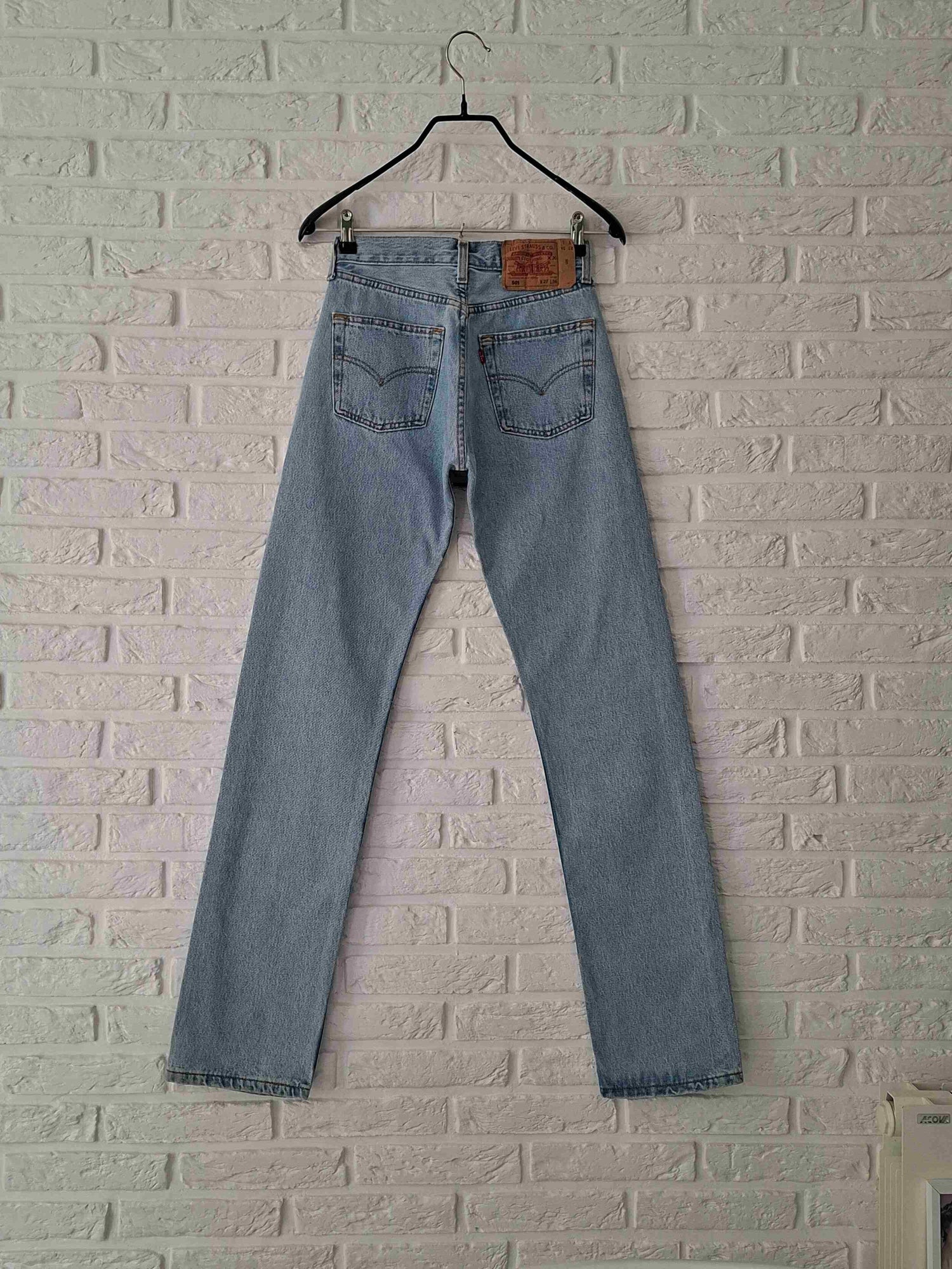 Jean Levi's 501 W27 L34