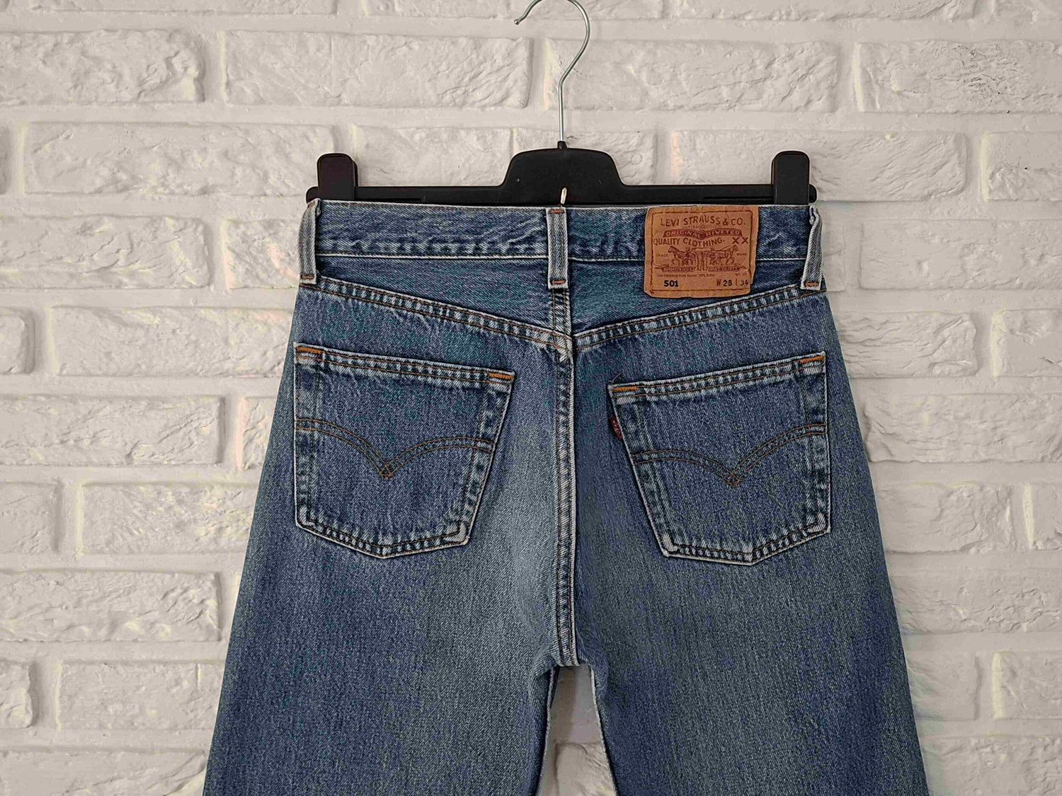Jean Levi's 501 W28 L34